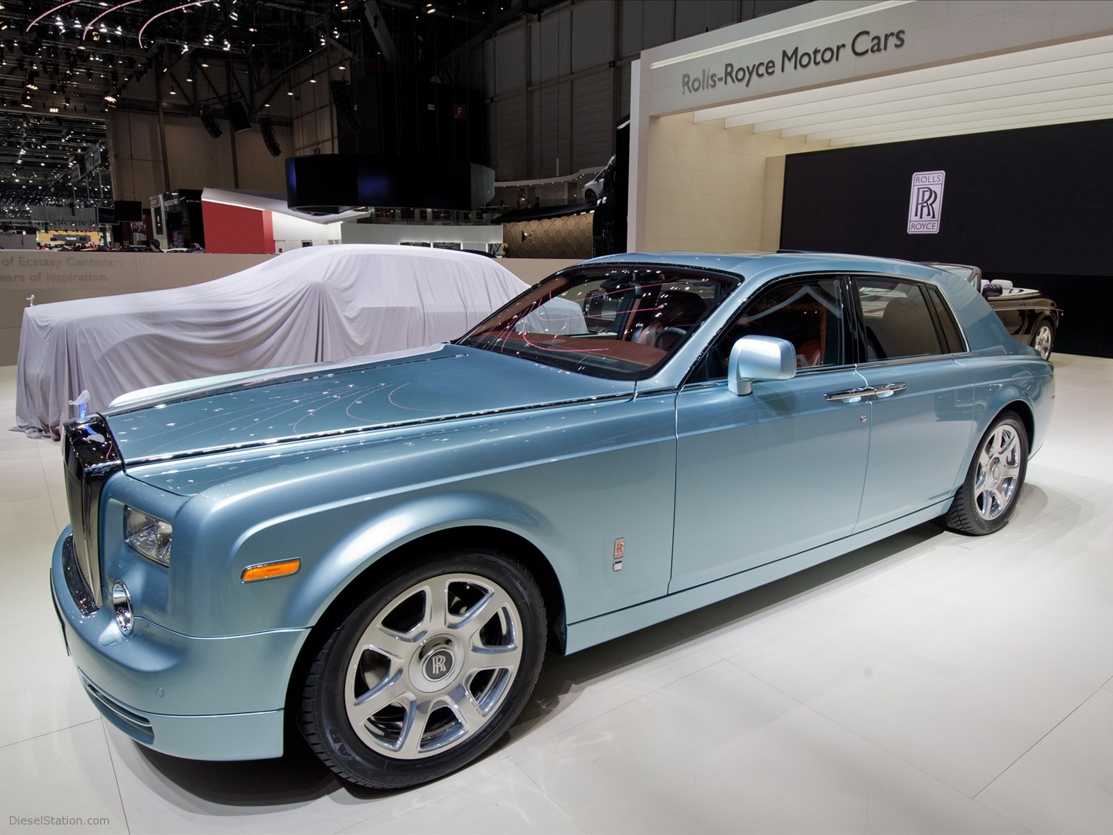 Rolls Royce 102EX 2011