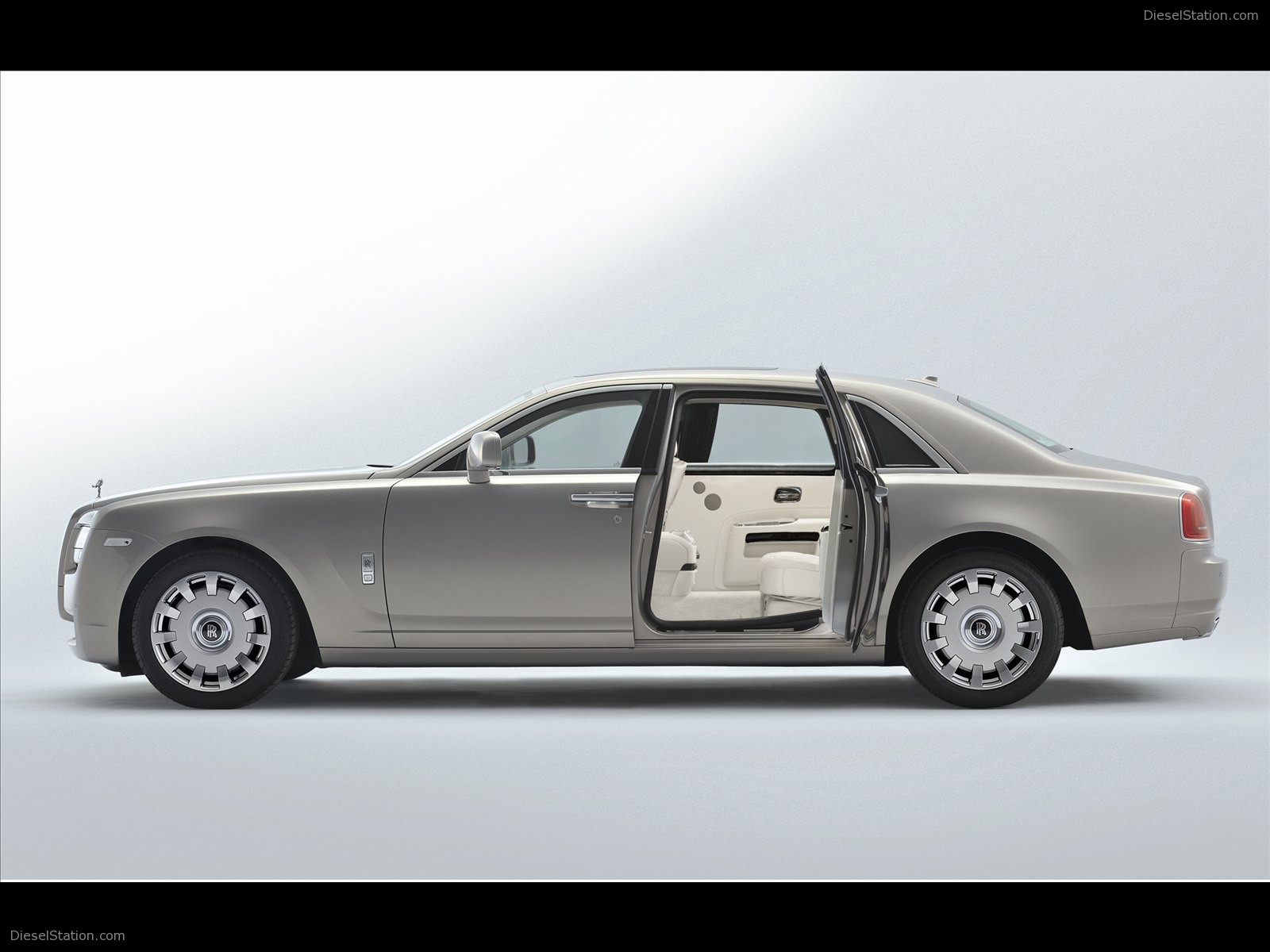 Rolls Royce Ghost Extended Wheelbase 2011 Rolls Royce Ghost Extended Wheelbase 2011