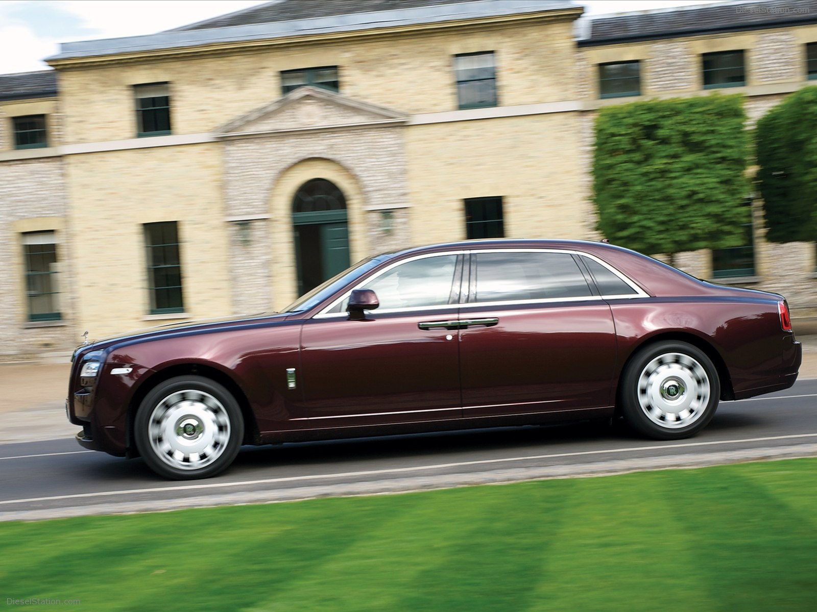 Rolls Royce Ghost Extended Wheelbase 2011 Rolls Royce Ghost Extended Wheelbase 2011