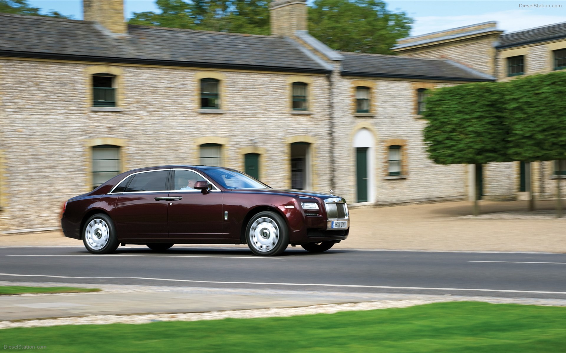 Rolls Royce Ghost Extended Wheelbase 2011 Rolls Royce Ghost Extended Wheelbase 2011
