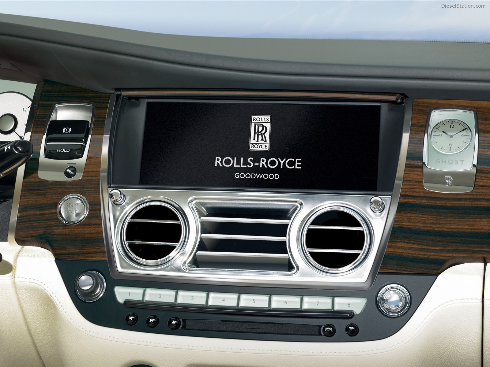 Rolls Royce Ghost In Detail