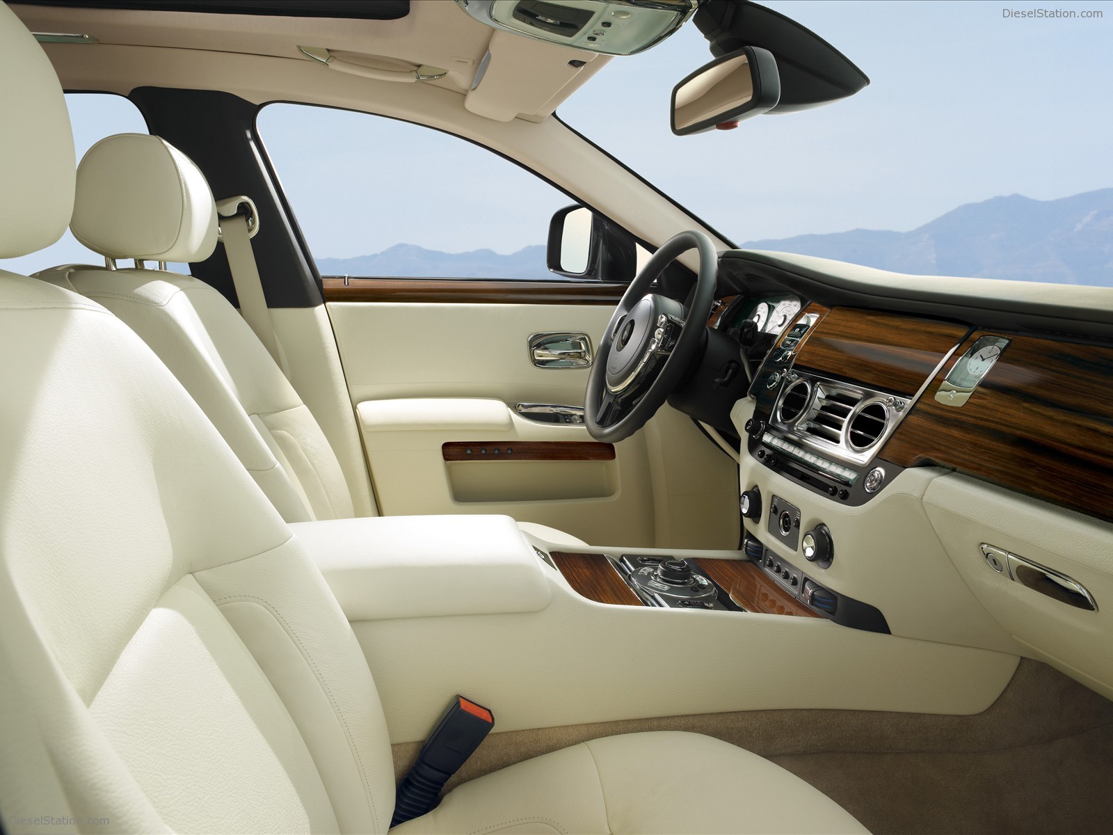 Rolls Royce Ghost In Detail