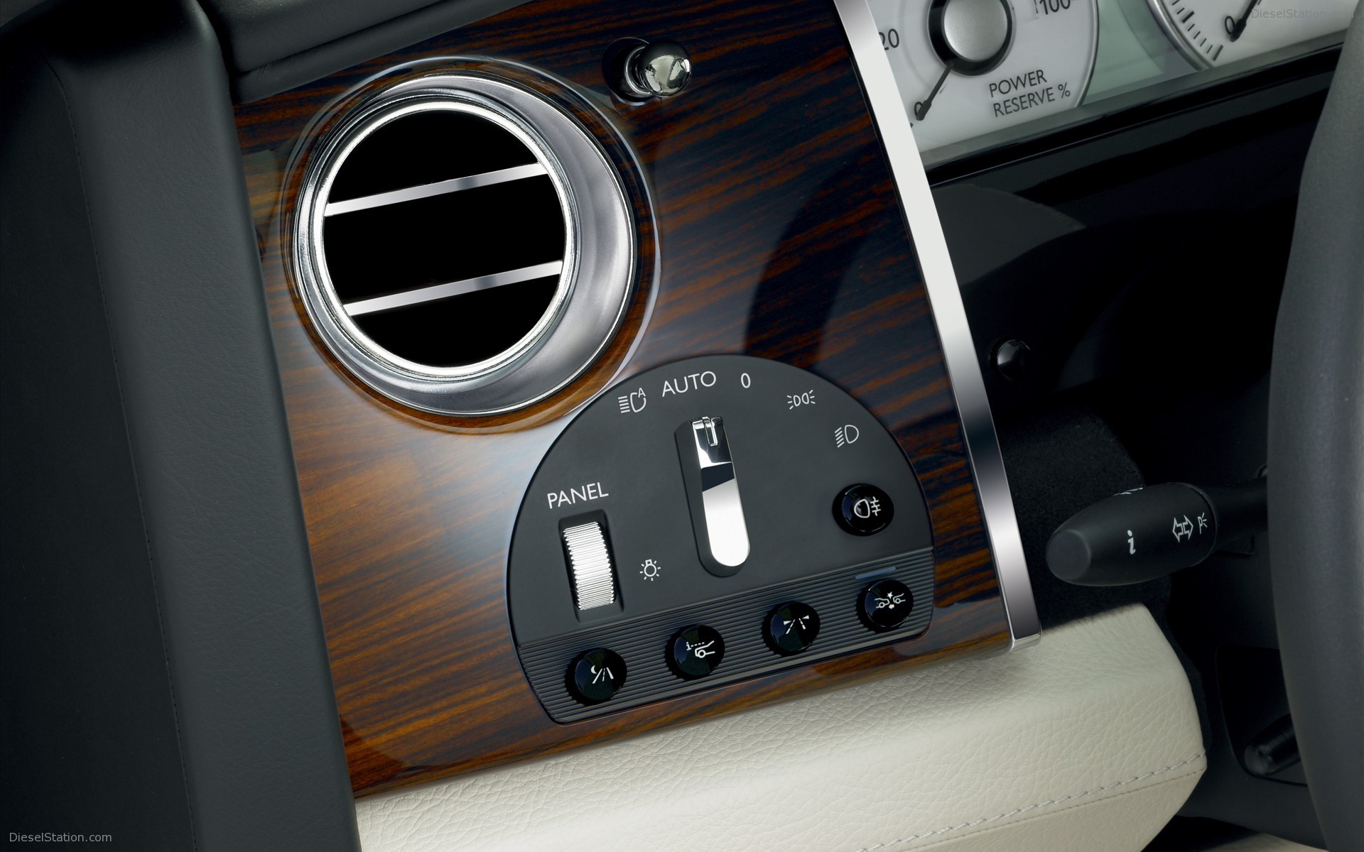 Rolls Royce Ghost In Detail