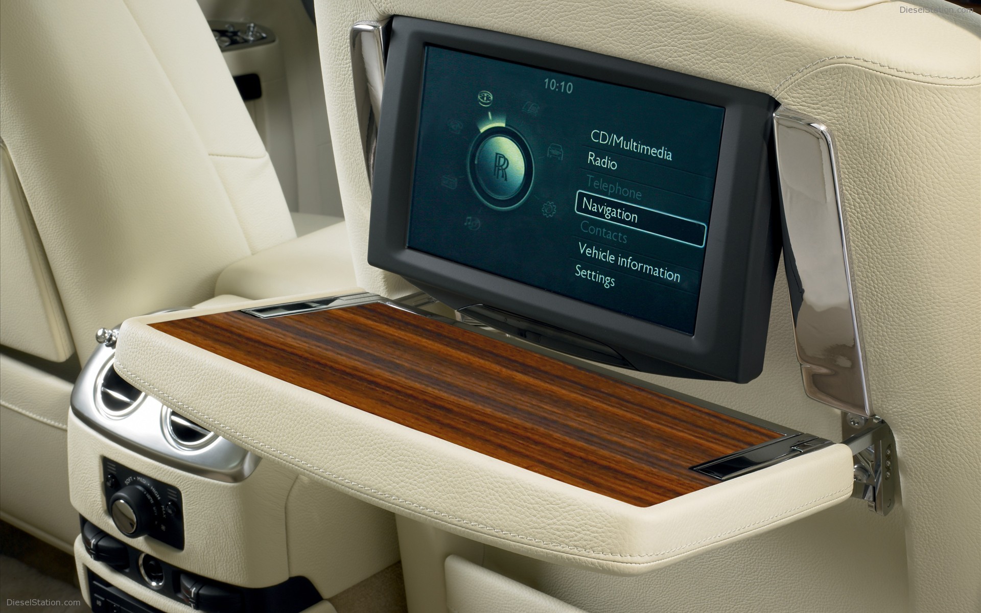 Rolls Royce Ghost In Detail