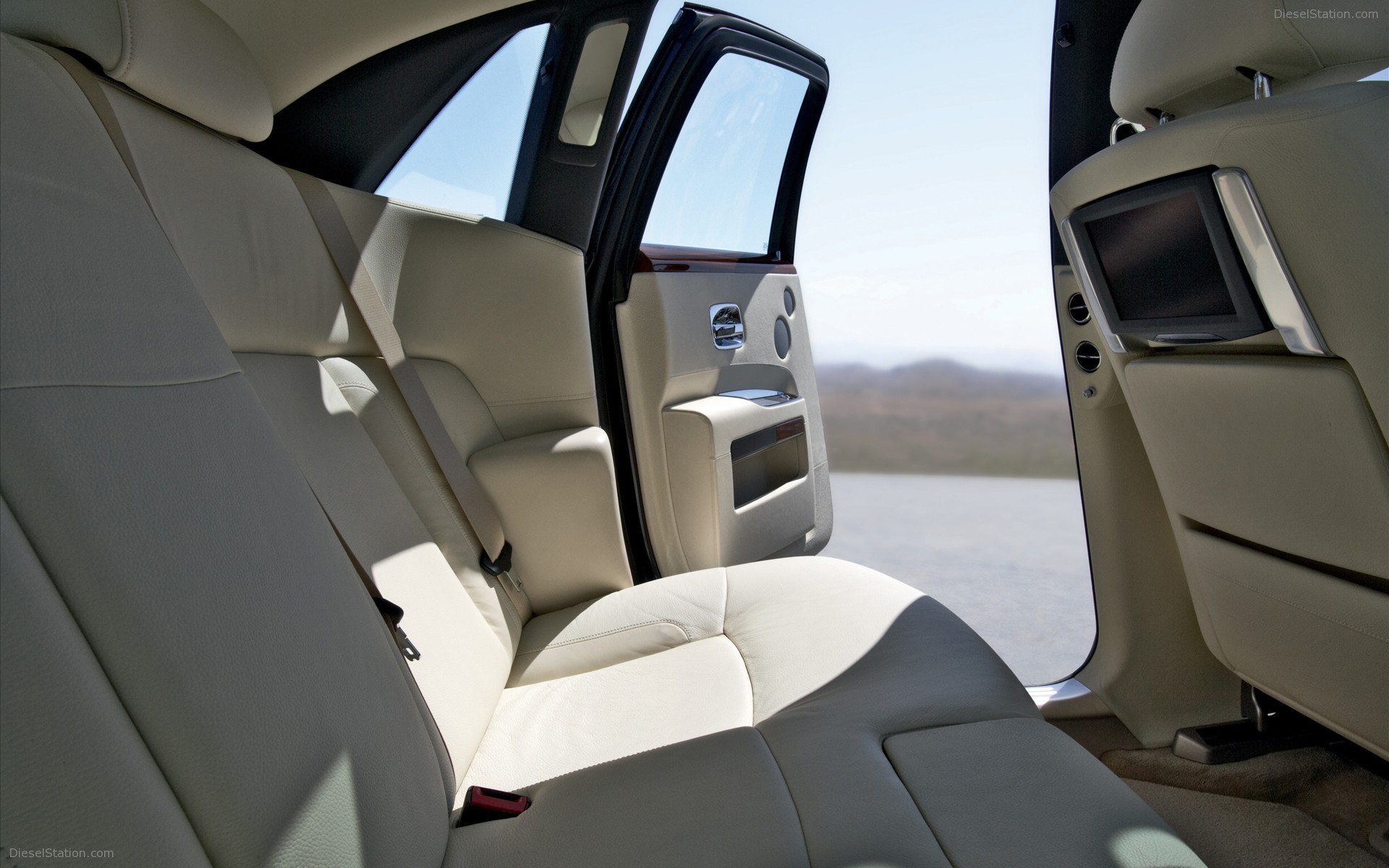 Rolls Royce Ghost In Detail