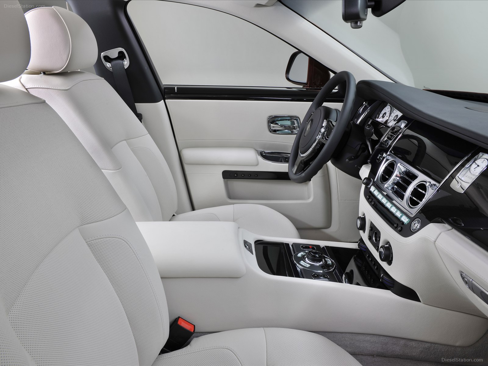 Rolls Royce Ghost One Thousand And One Nights 2013
