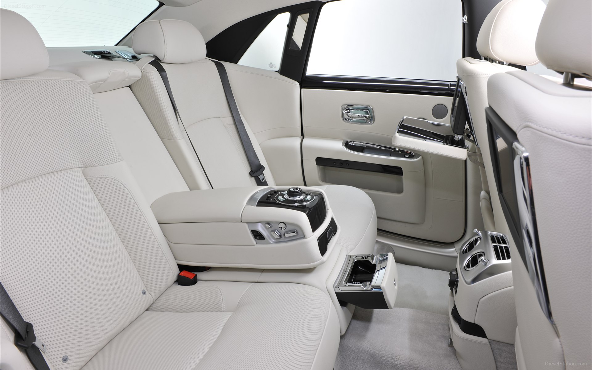 Rolls Royce Ghost One Thousand And One Nights 2013