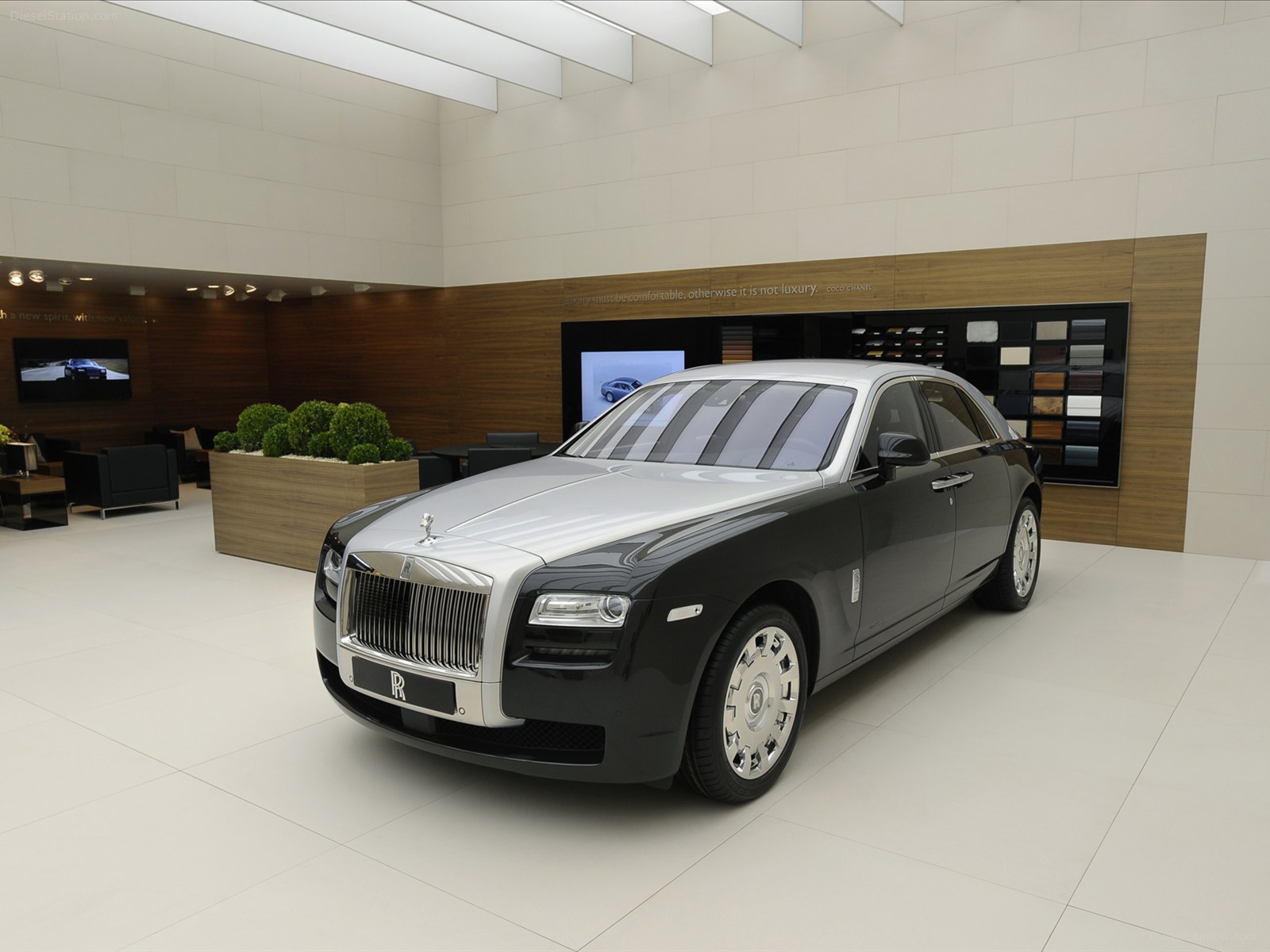 Rolls Royce Two Tone Ghost 2012