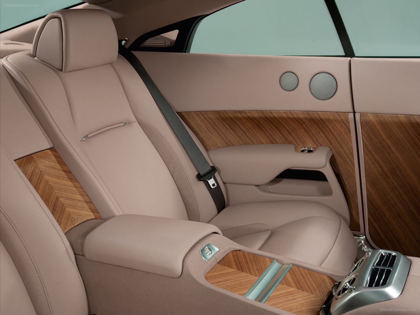 Rolls-Royce Wraith 2014