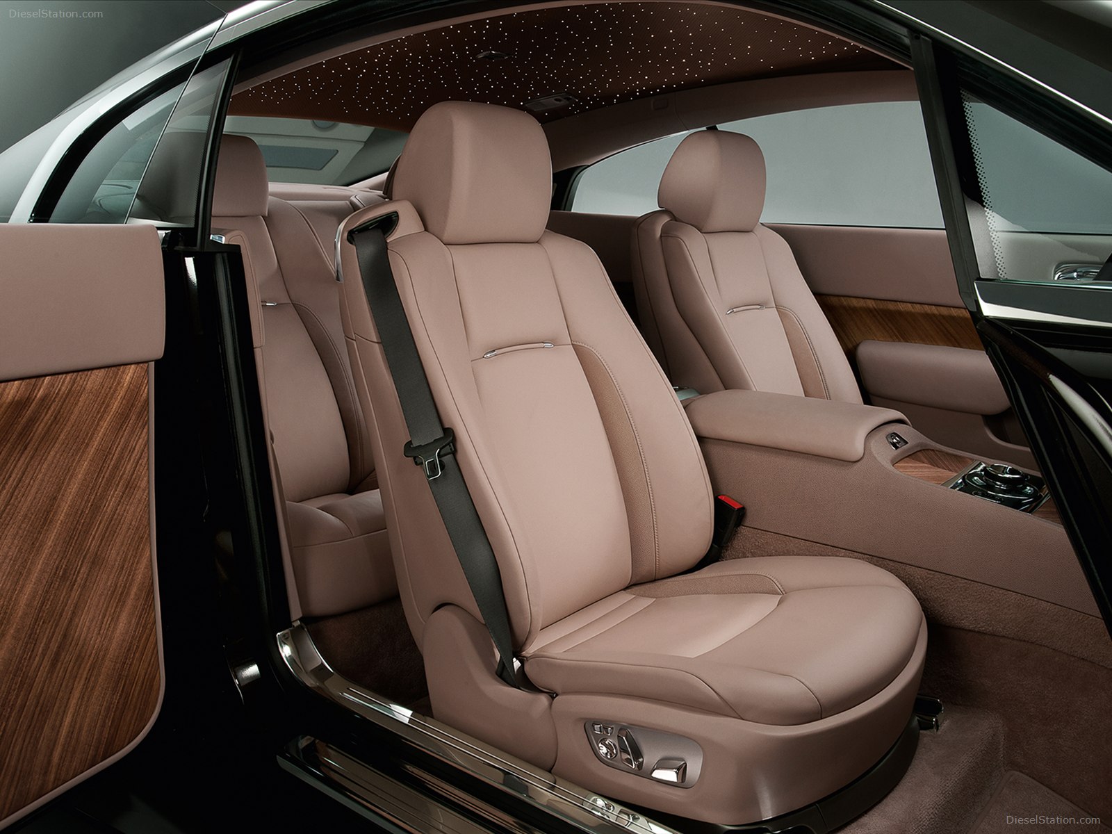 Rolls-Royce Wraith 2014