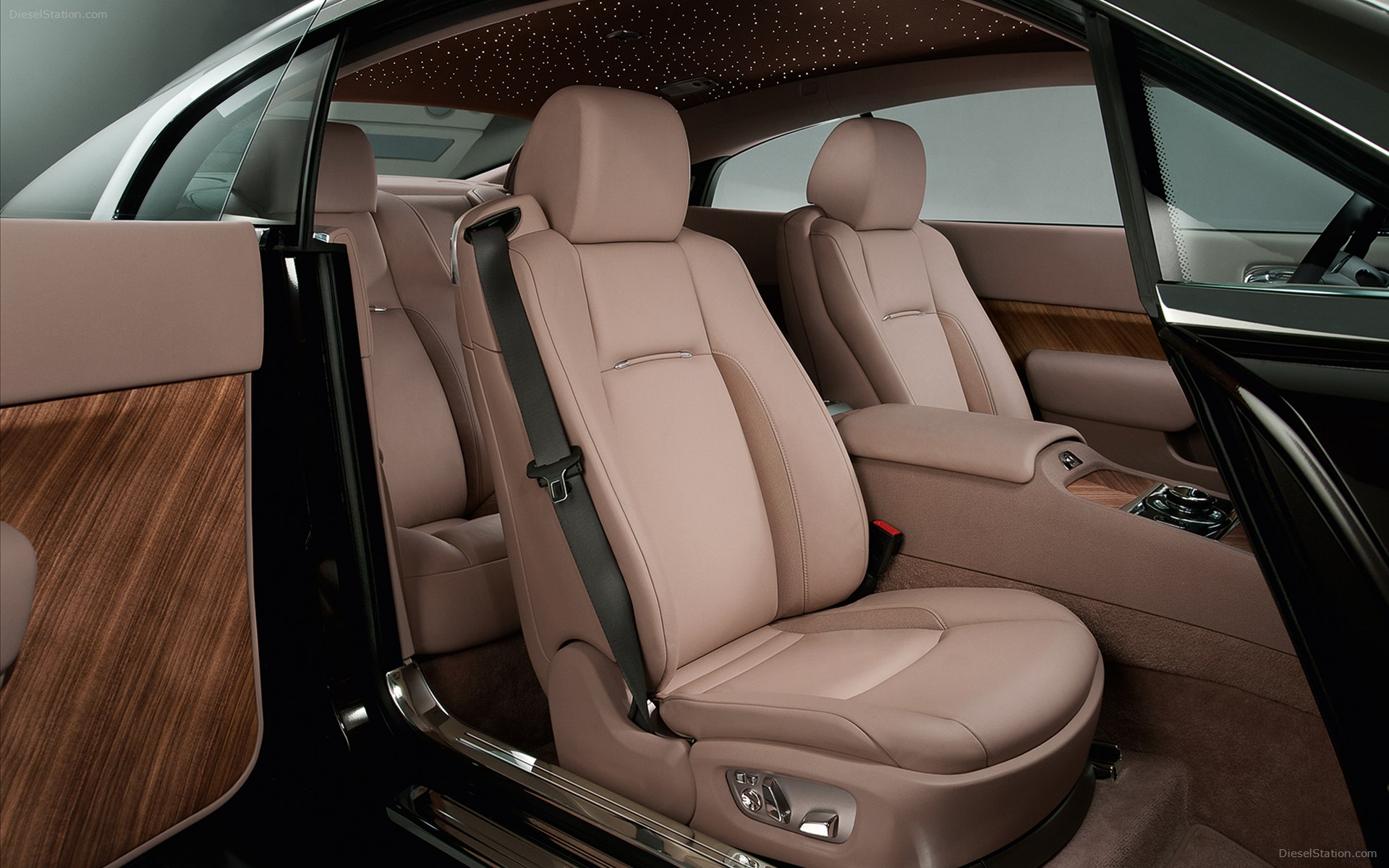 Rolls-Royce Wraith 2014