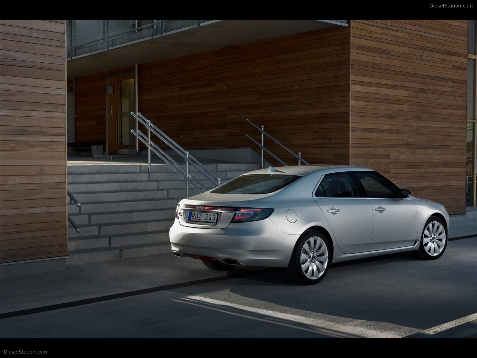Saab 9-5 Sedan 2010