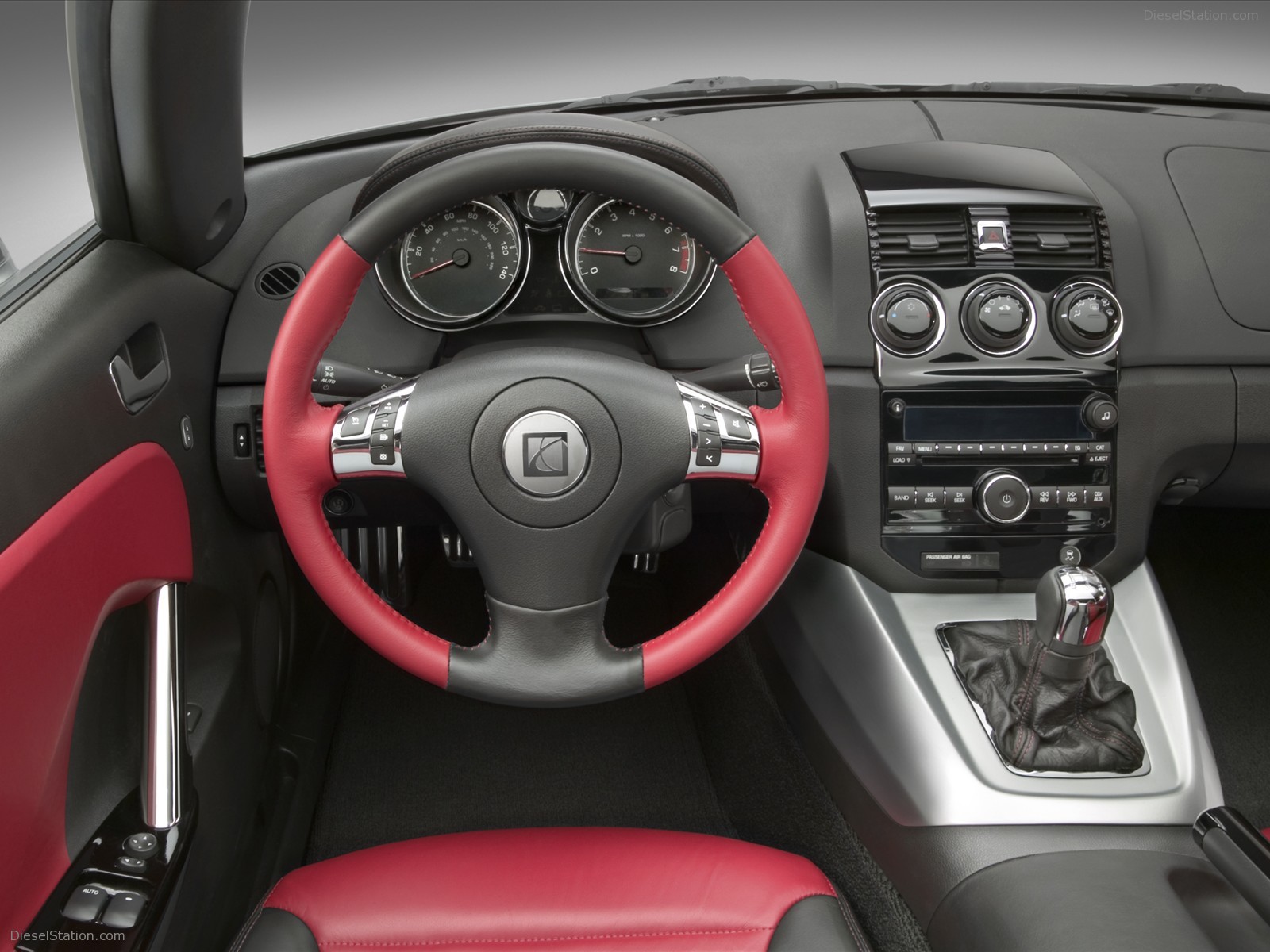 2009 Saturn Sky Red Line