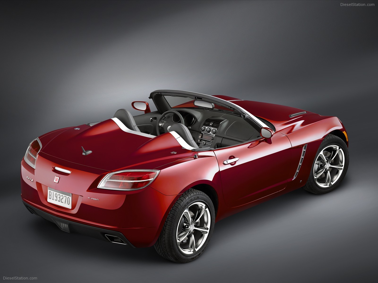 2009 Saturn Sky Red Line