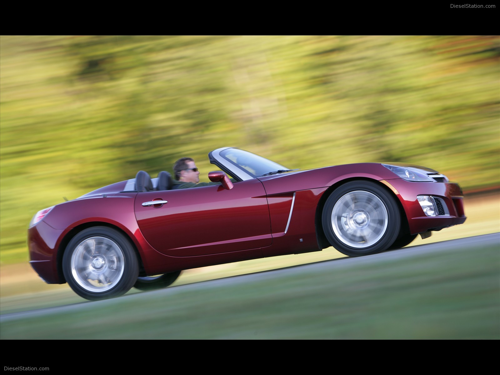 2009 Saturn Sky Red Line