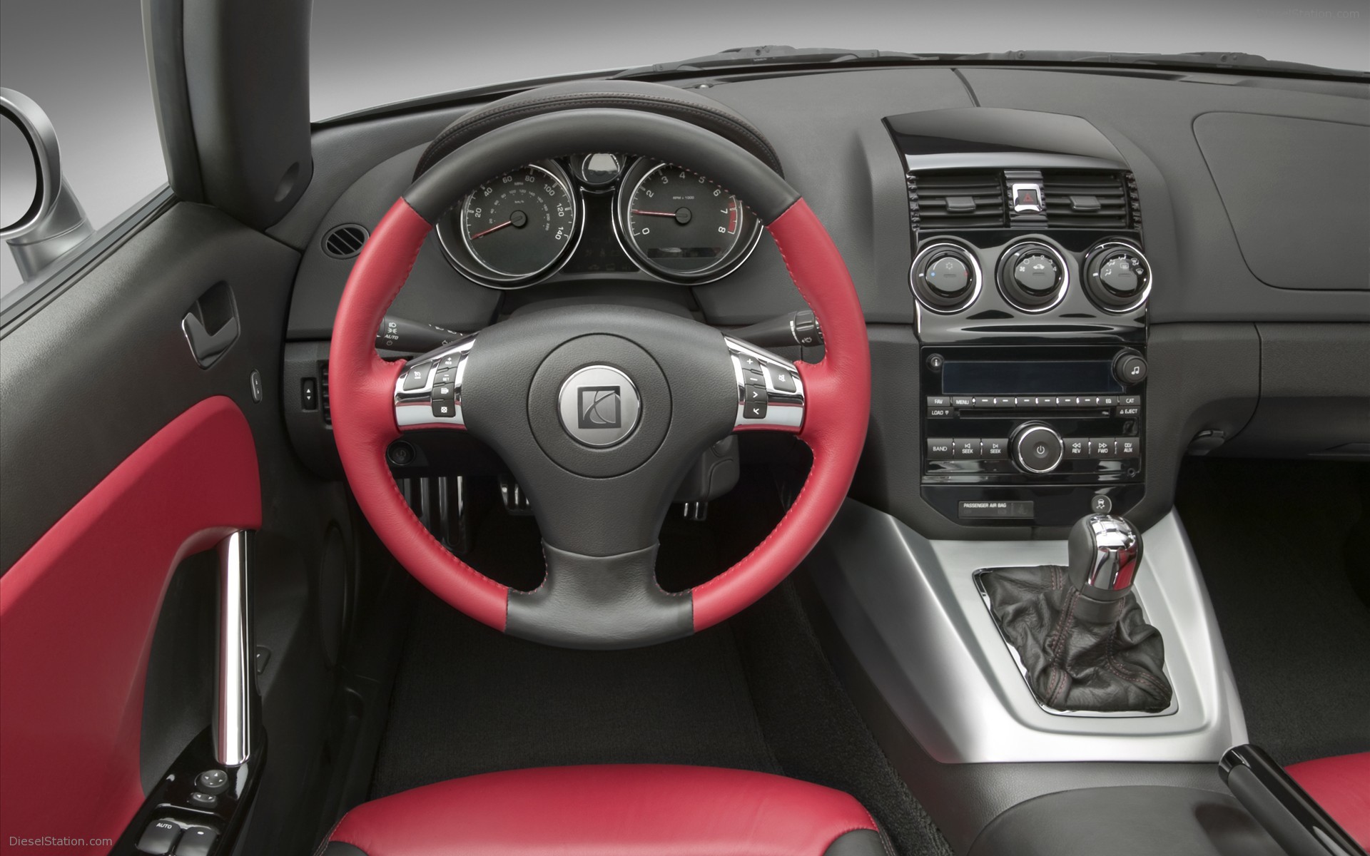 2009 Saturn Sky Red Line