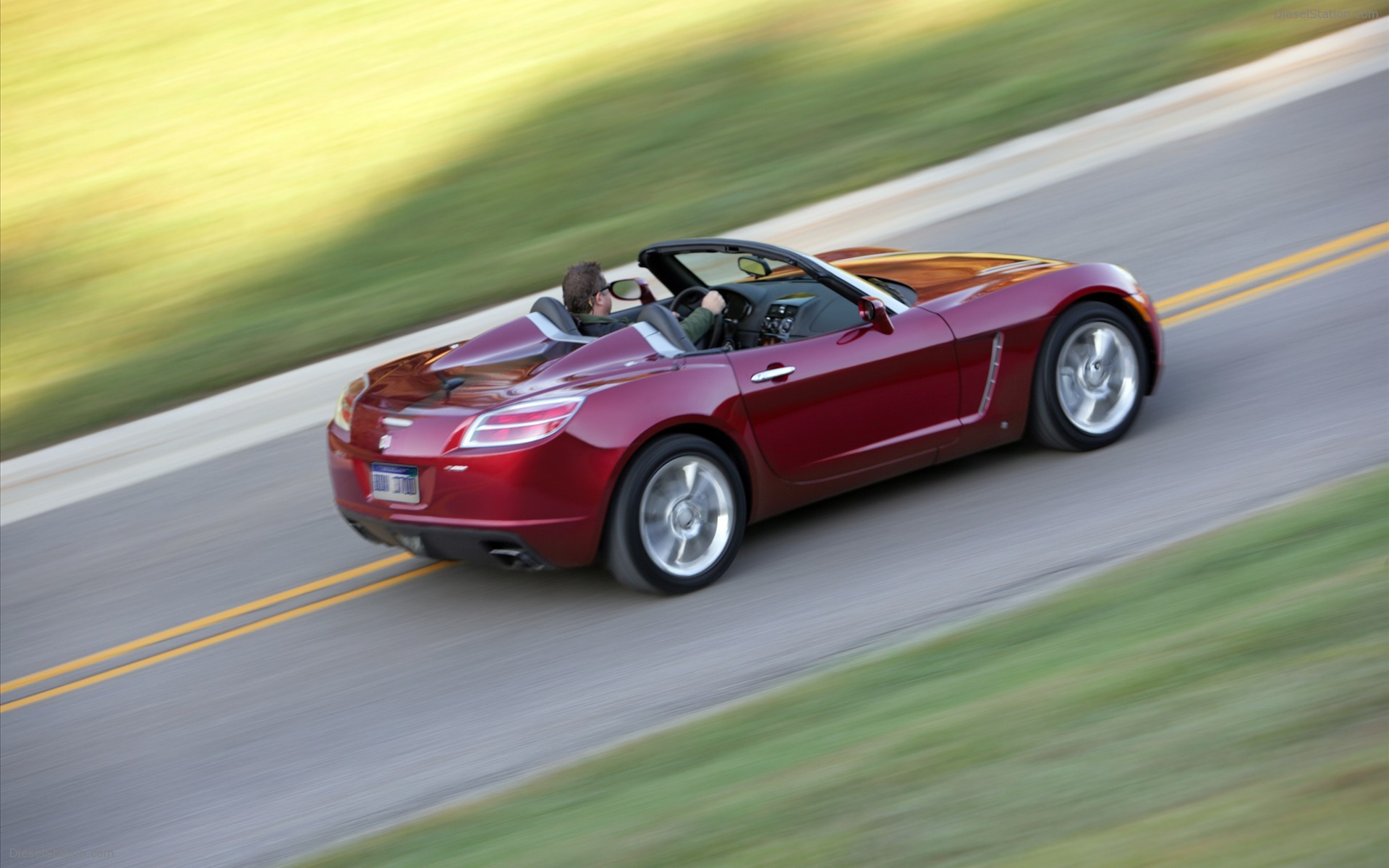 2009 Saturn Sky Red Line