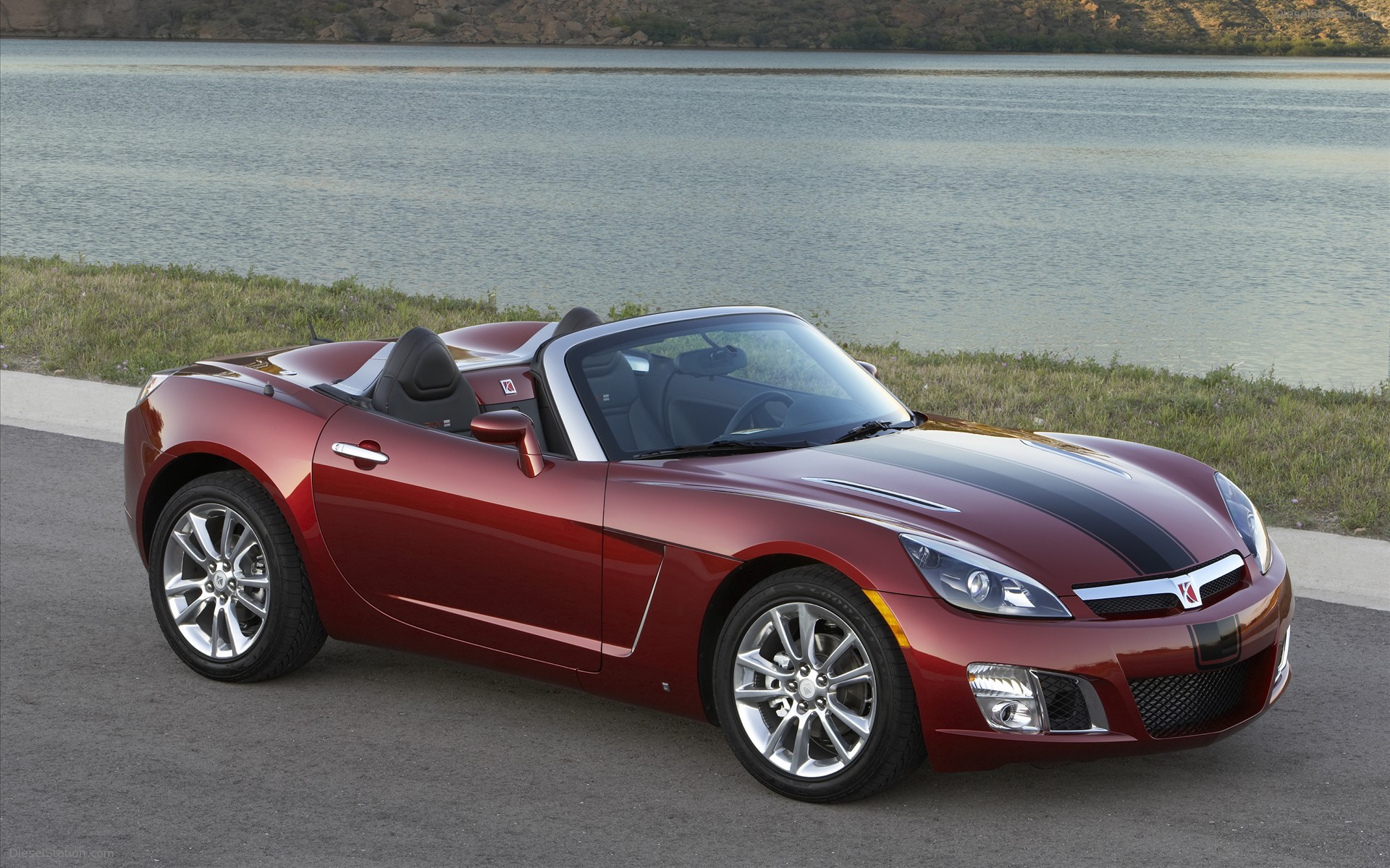 2009 Saturn Sky Red Line