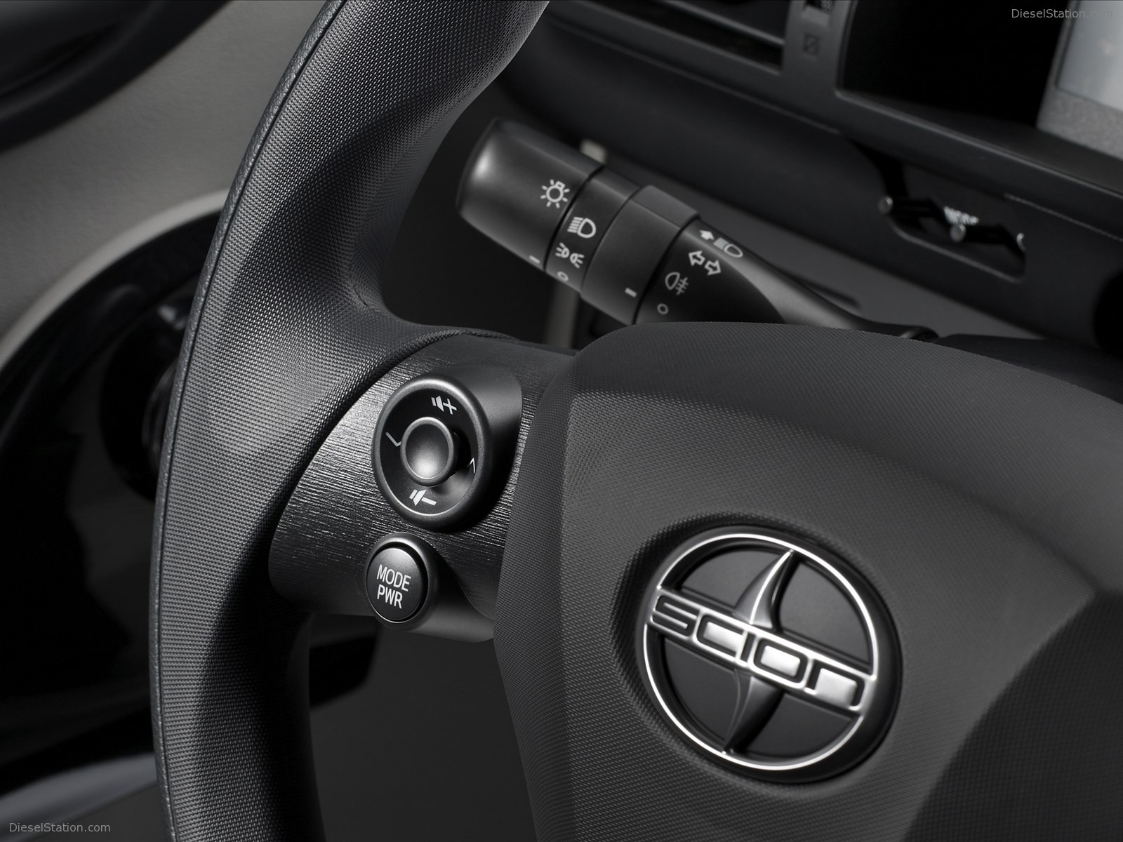 Scion IQ 2011