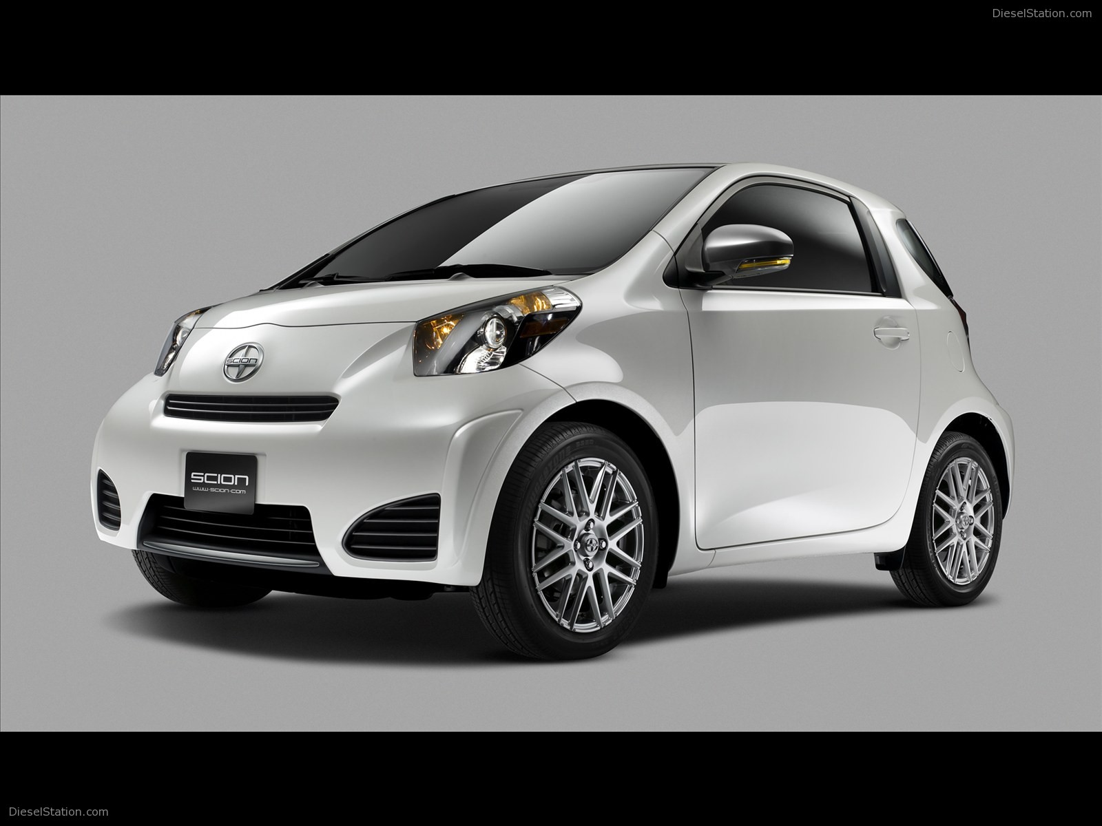 Scion IQ 2011