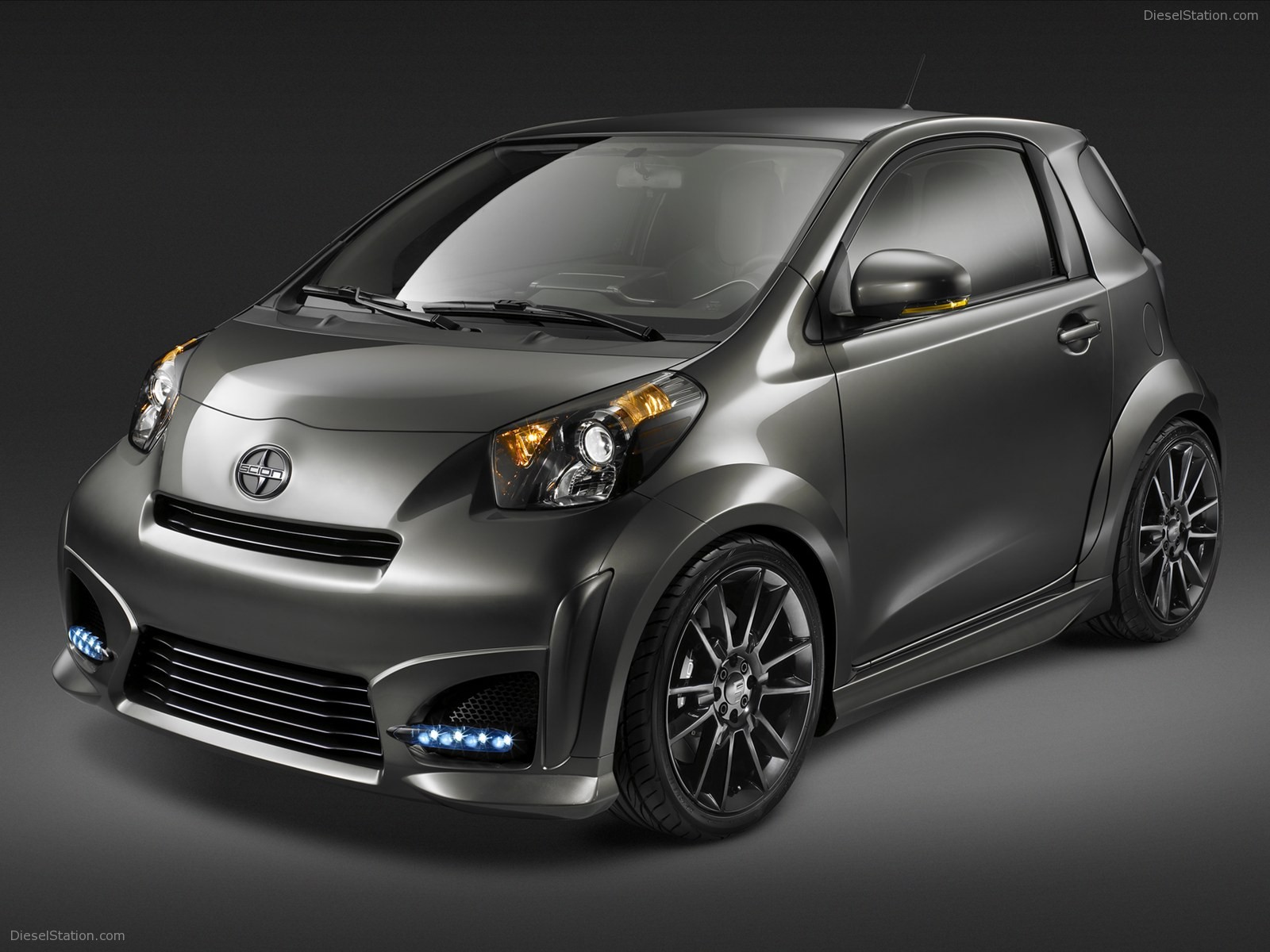 Scion IQ 2011