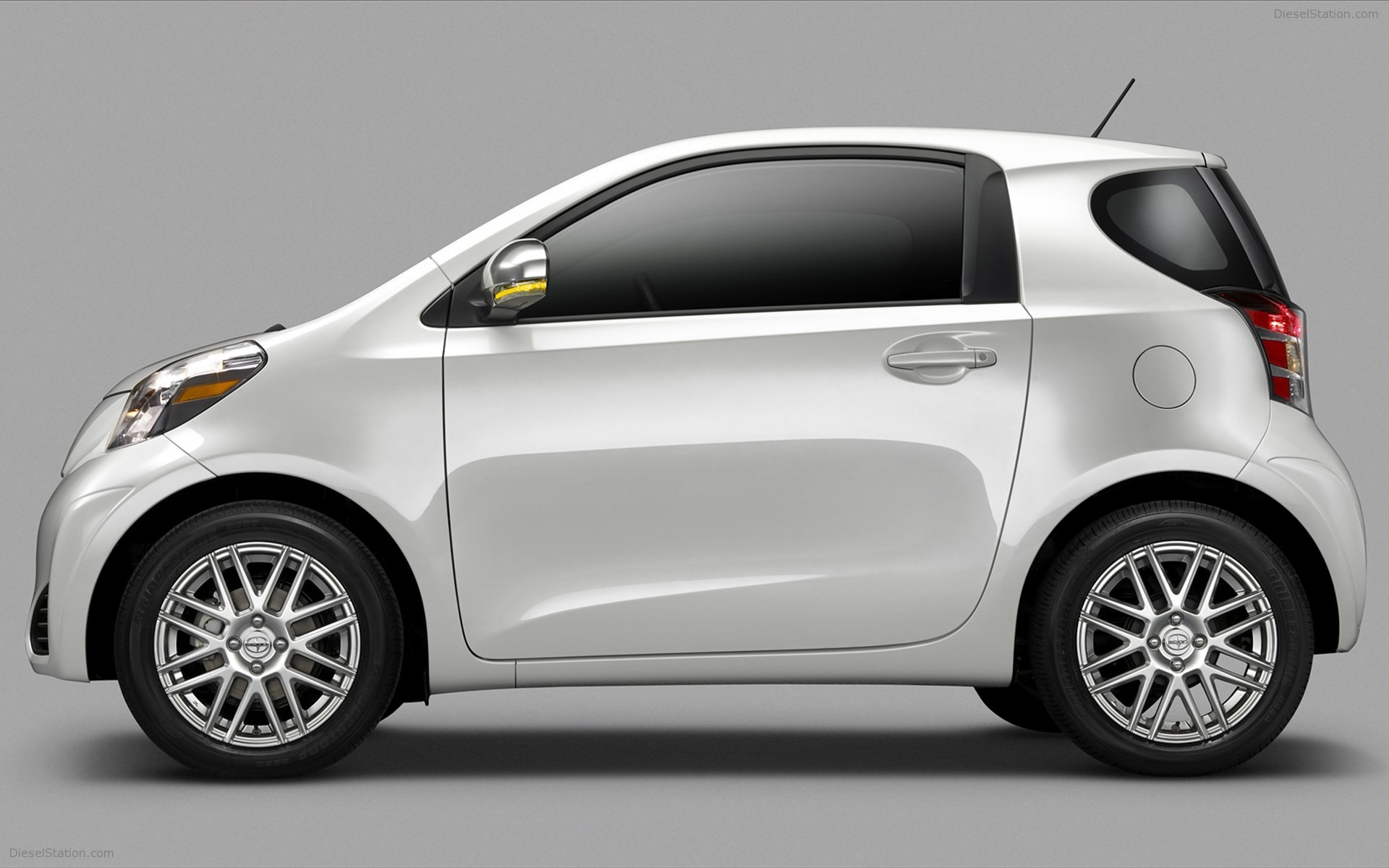Scion IQ 2011