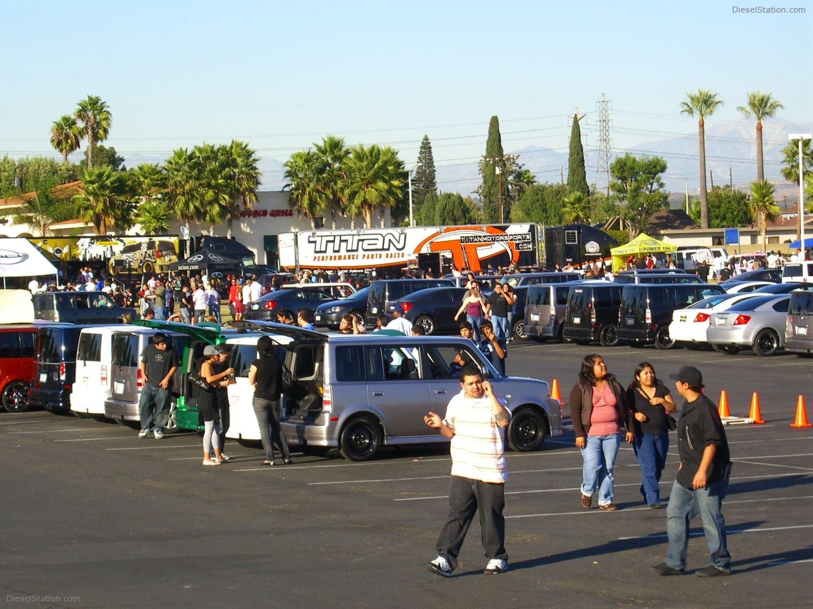 Scion Night Knotts Scary Farm