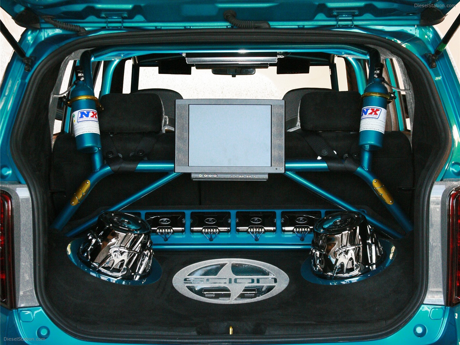 2009 Peter Colello Scion xB