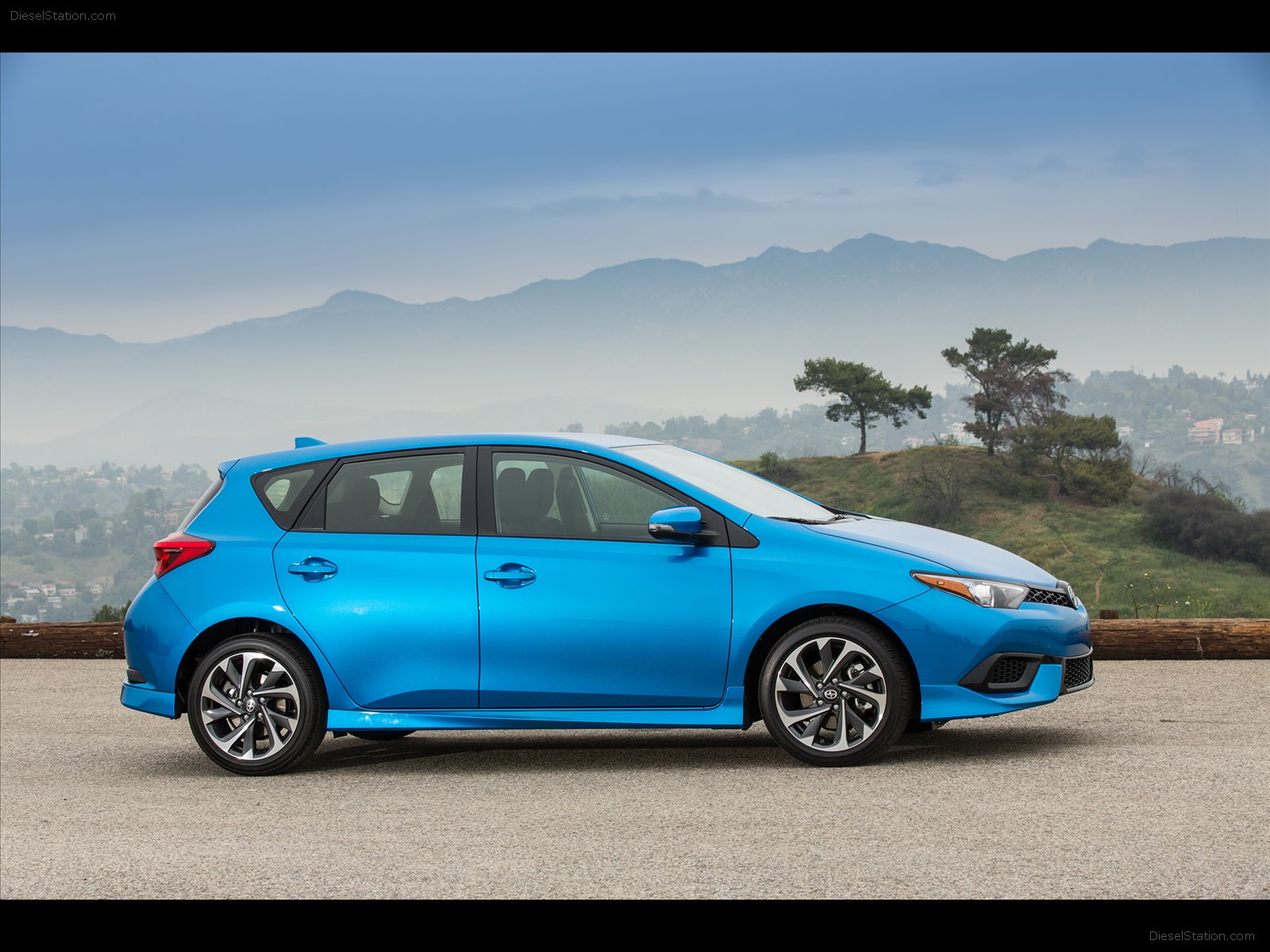 Scion iM 2016