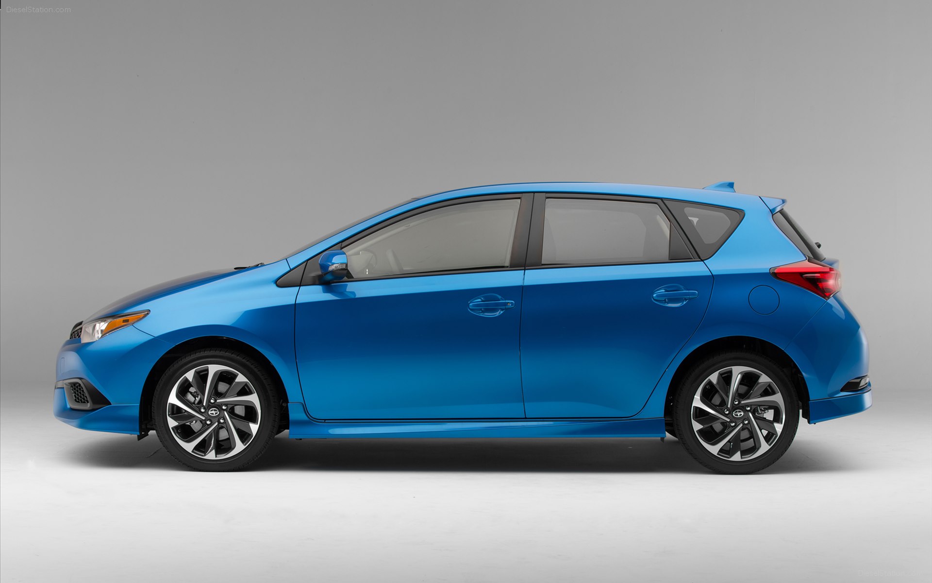 Scion iM 2016