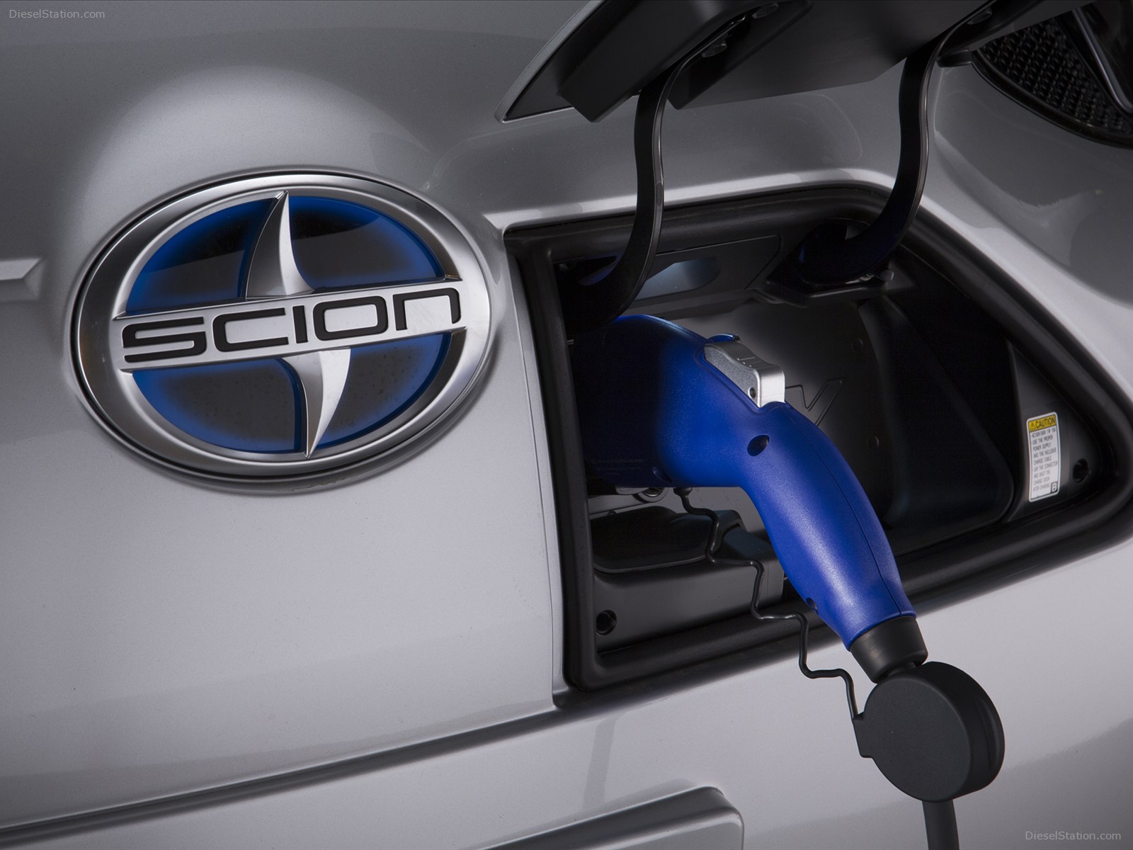 Scion iQ EV 2013