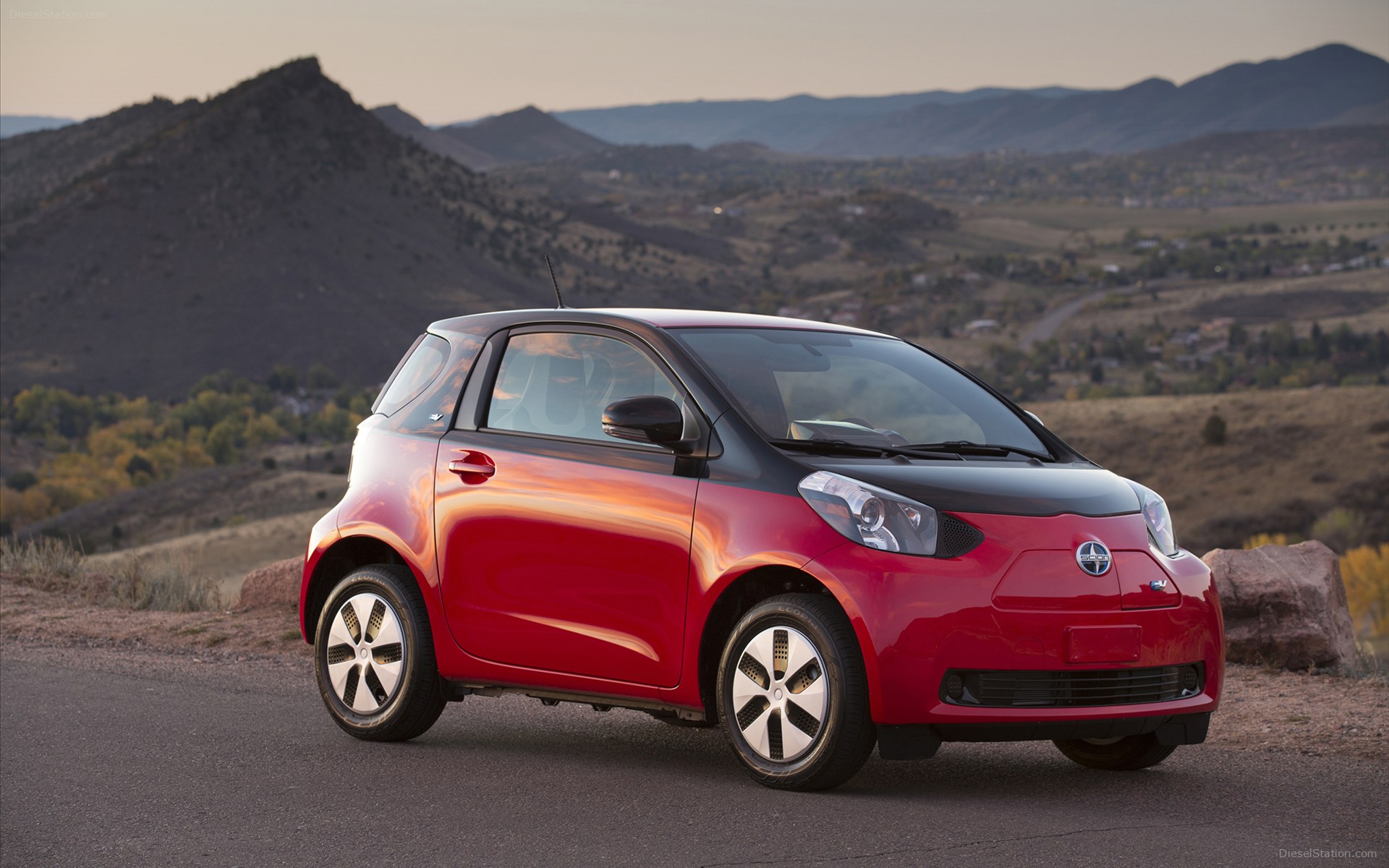 Scion iQ EV 2013