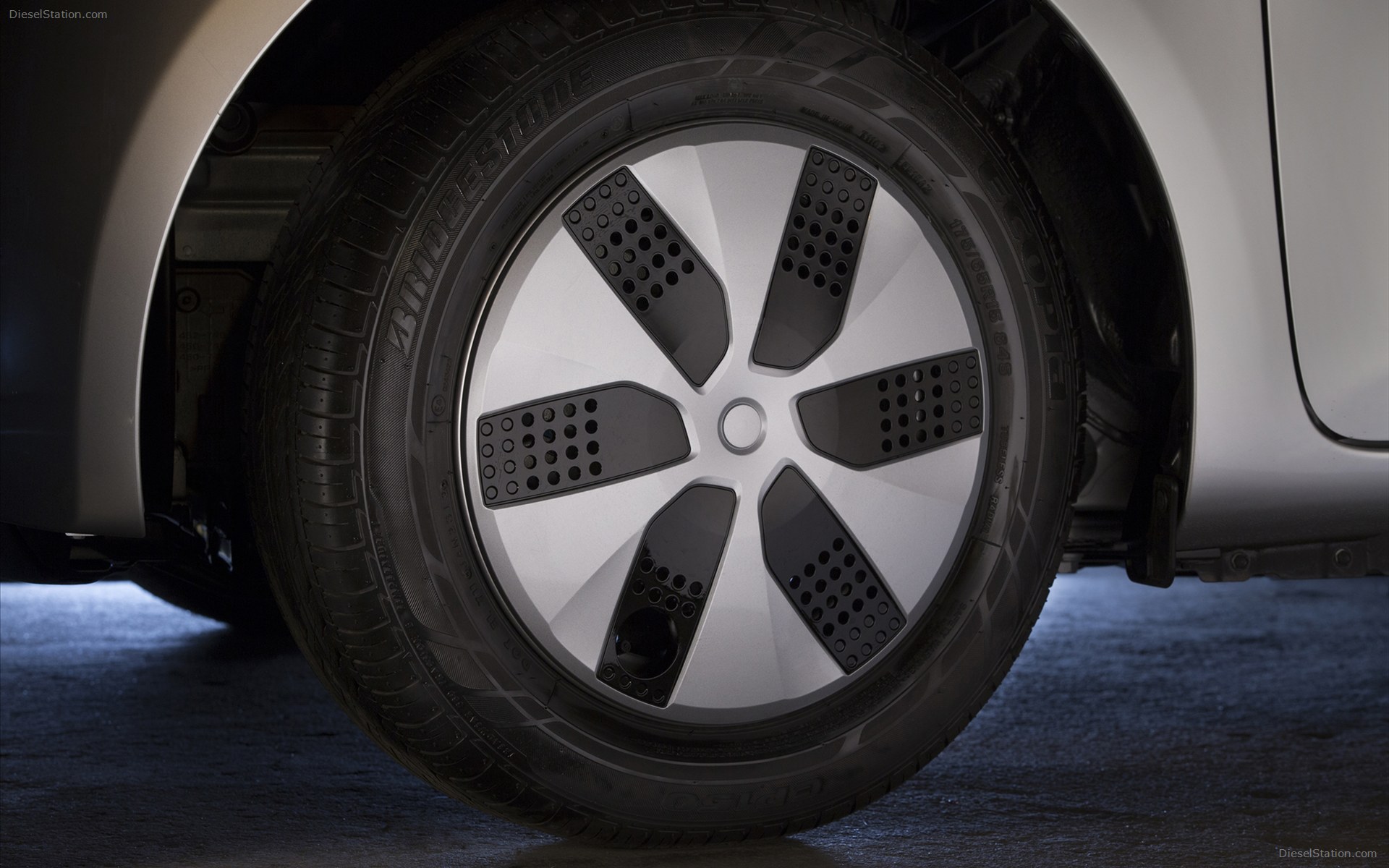 Scion iQ EV 2013