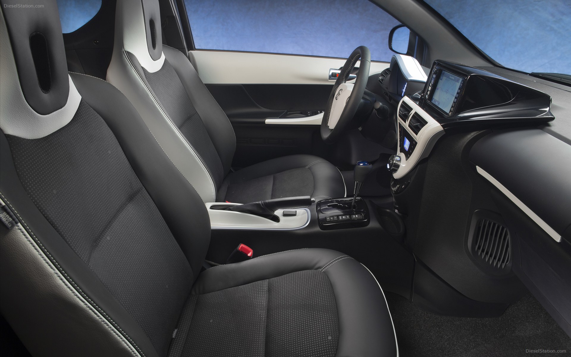 Scion iQ EV 2013