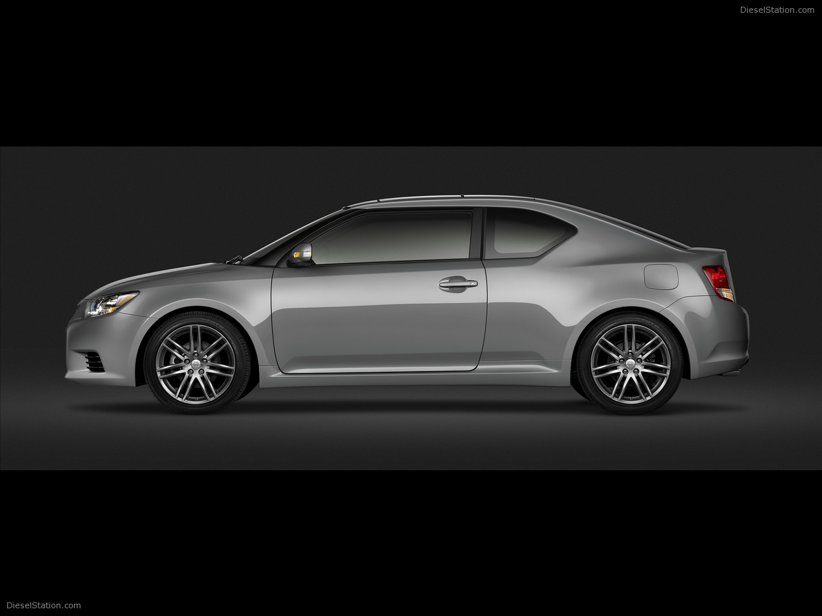Scion tC 2011