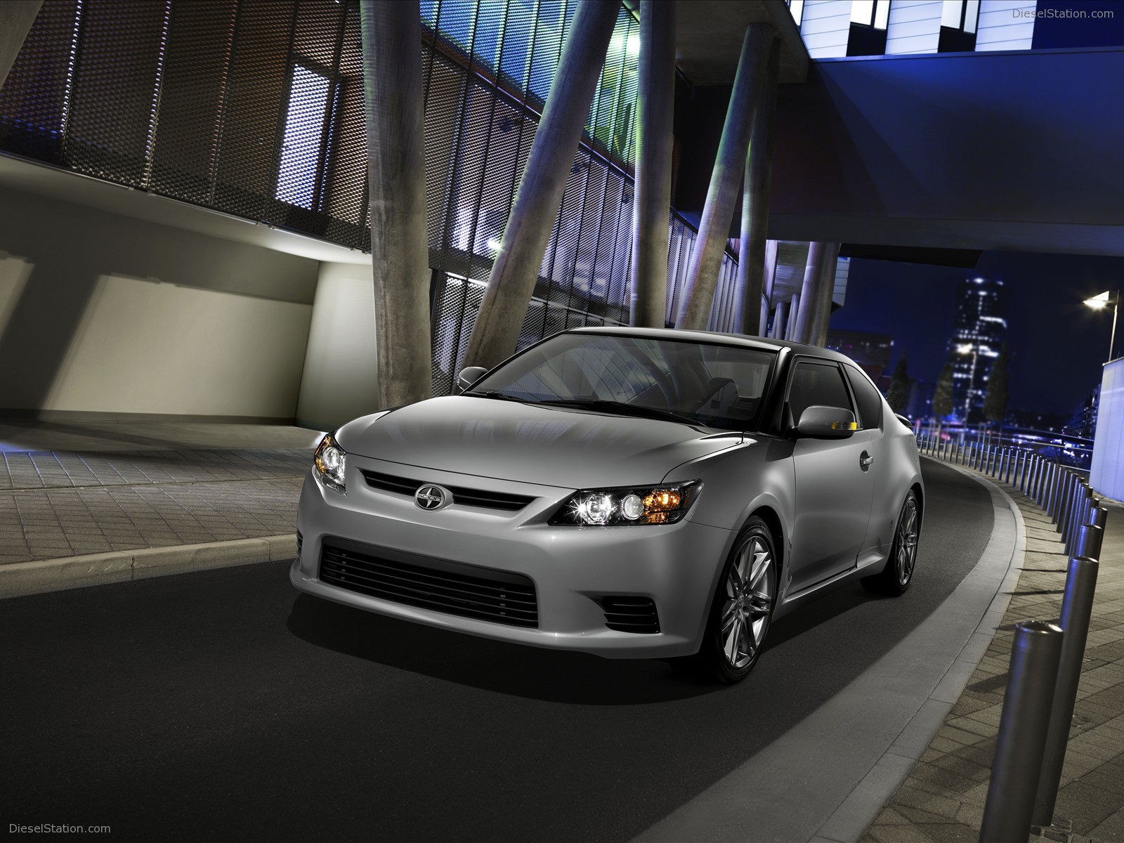 Scion tC 2011