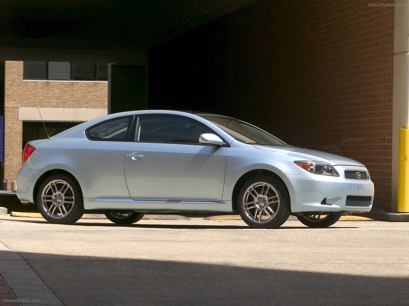 Scion tC