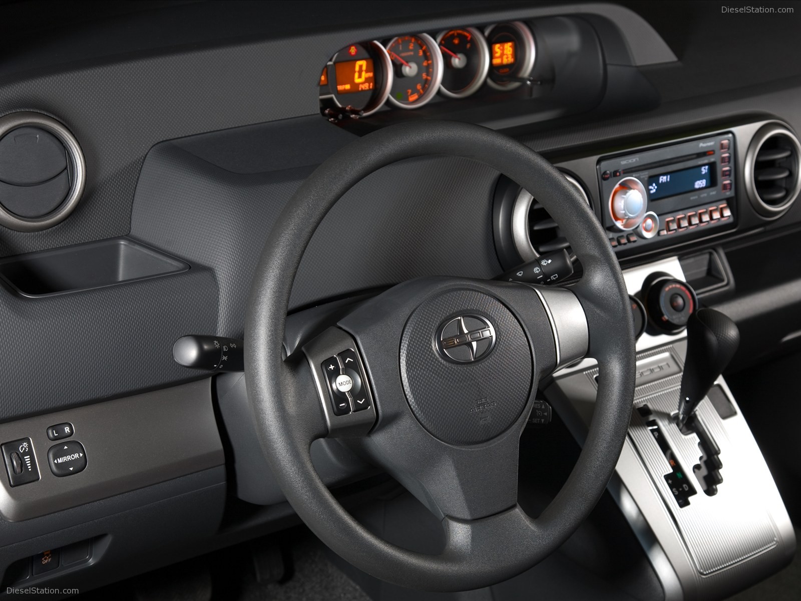 Scion xB 2011