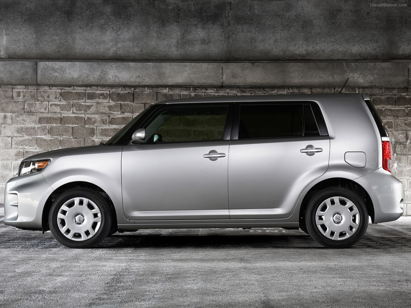 Scion xB 2011
