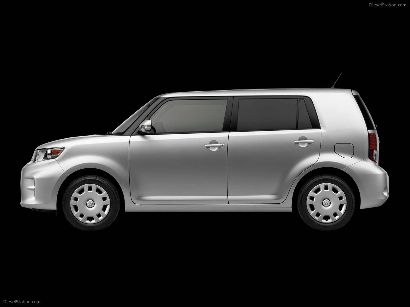 Scion xB 2011