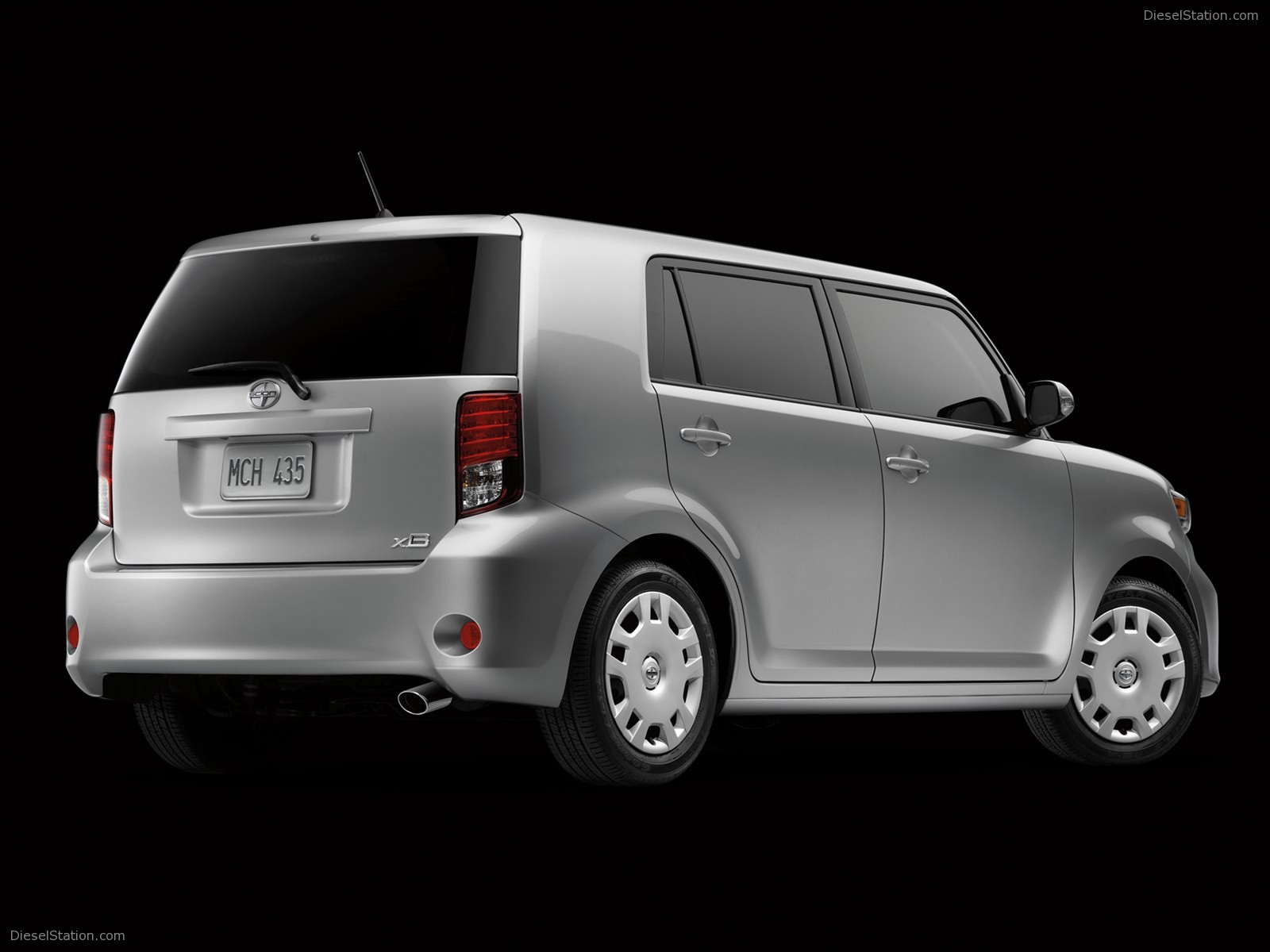 Scion xB 2011