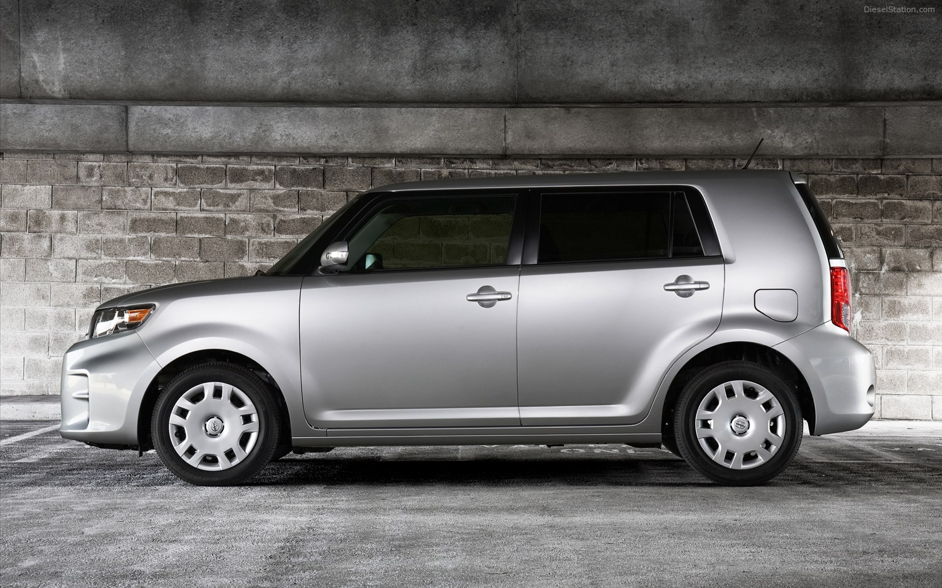 Scion xB 2011