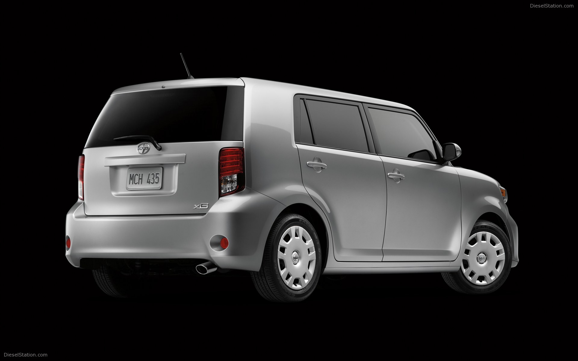 Scion xB 2011