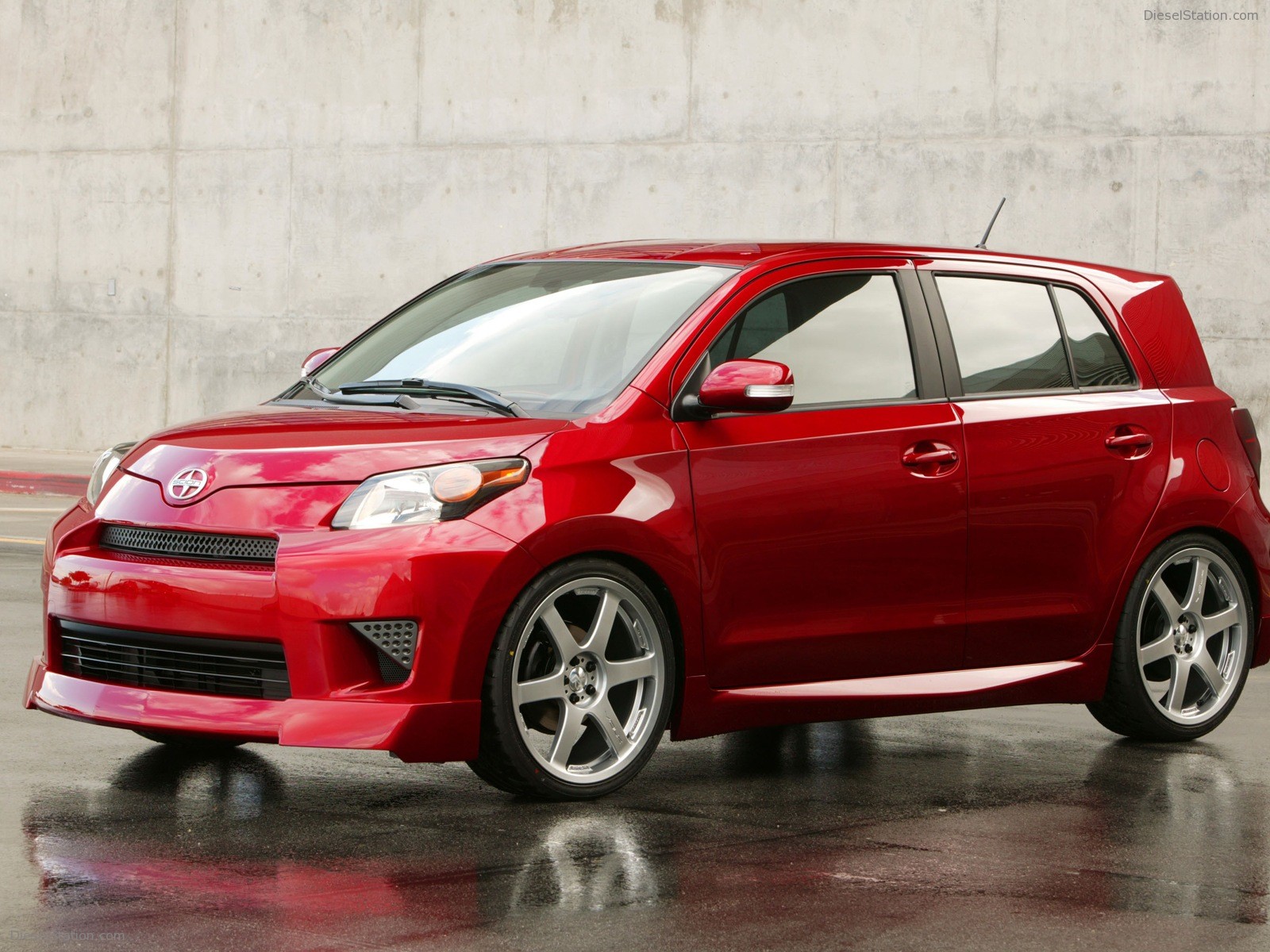 Scion xD