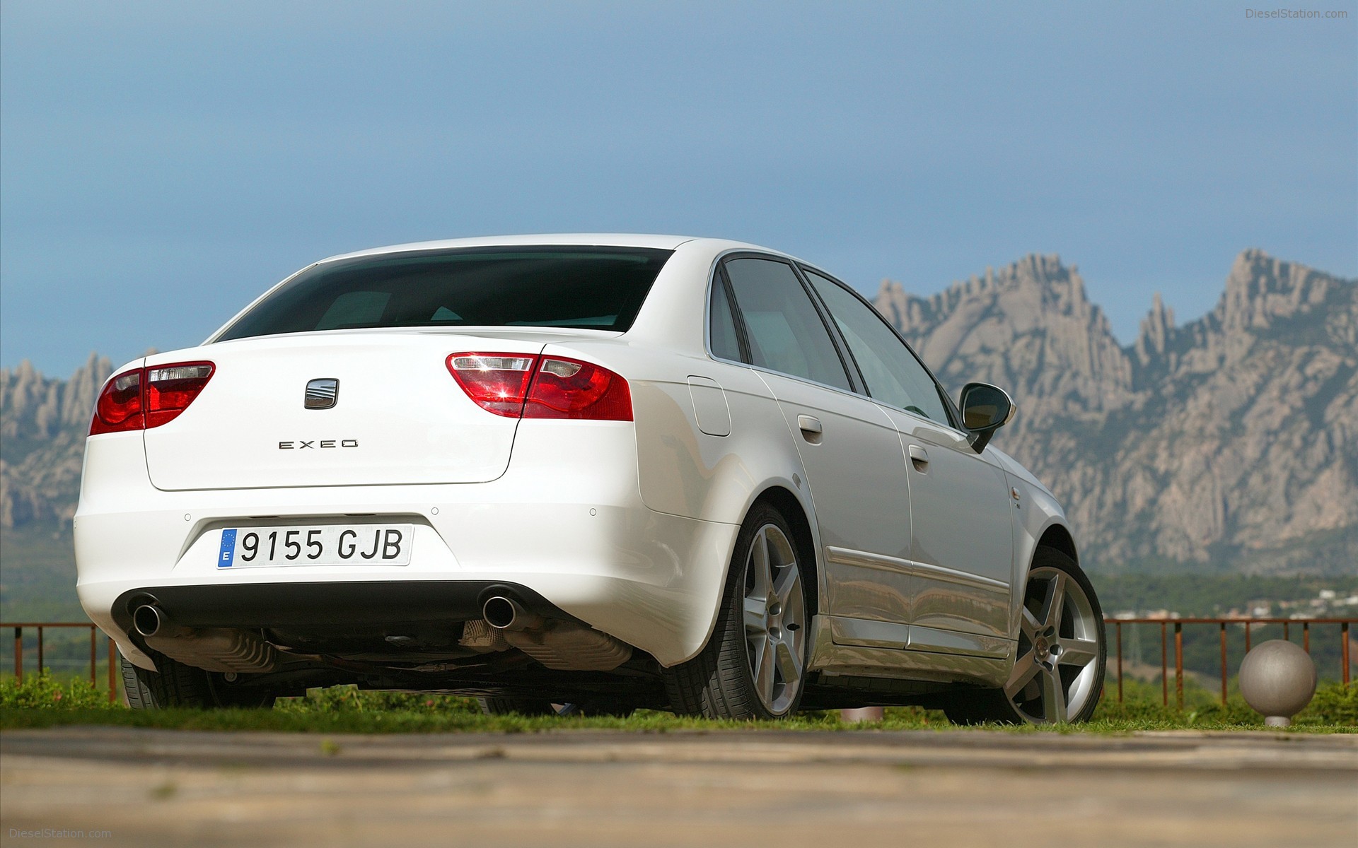 SEAT ALL NEW EXEO SALOON