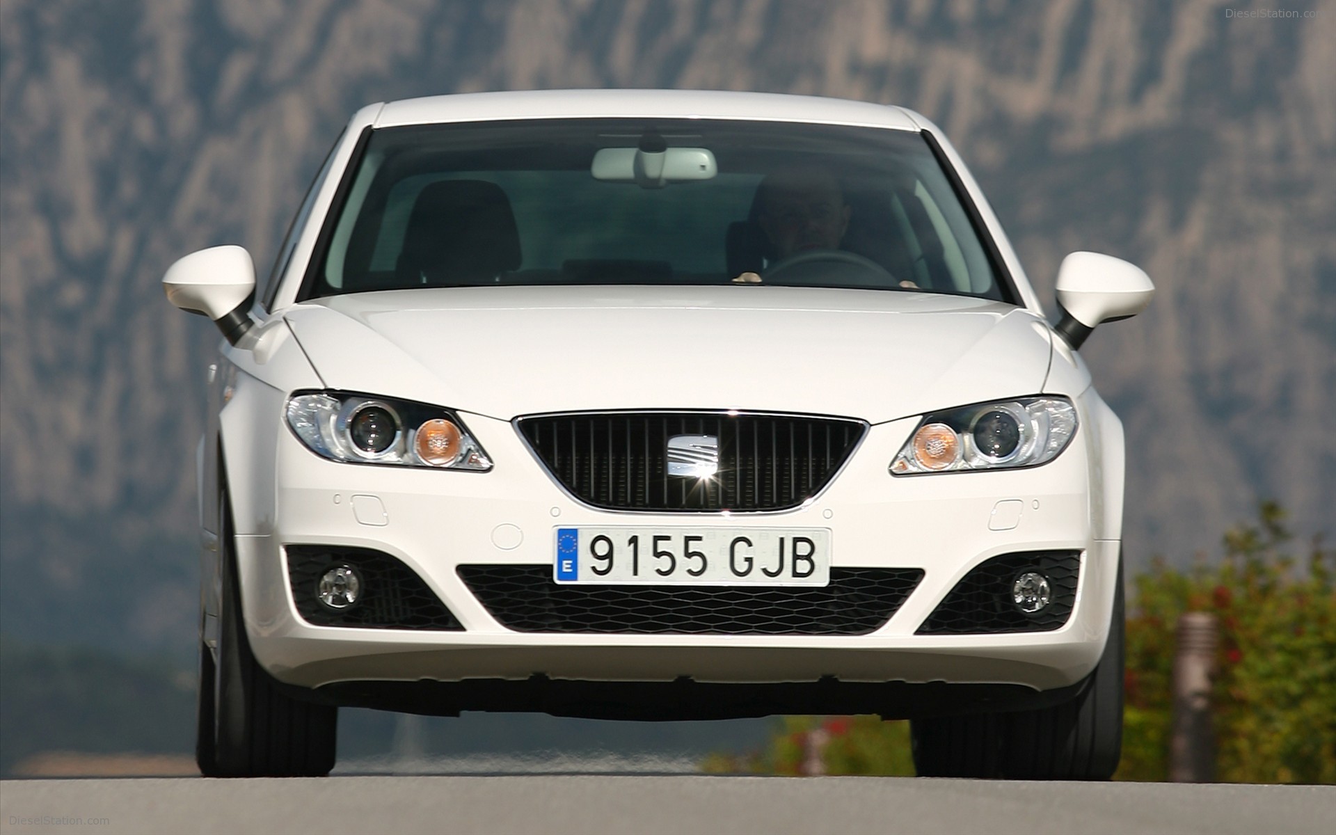 SEAT ALL NEW EXEO SALOON