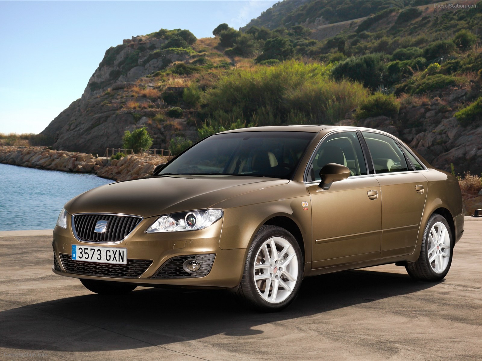 SEAT Exeo Saloon 2011