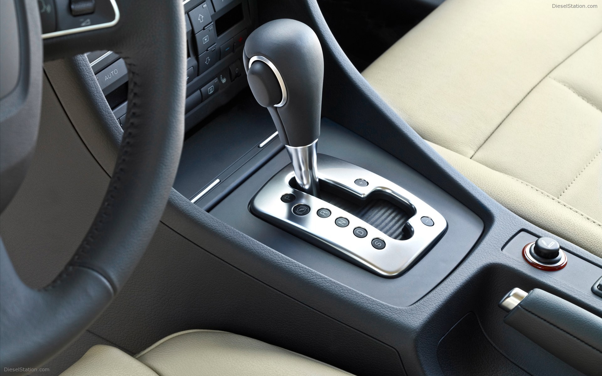SEAT Exeo Saloon 2011