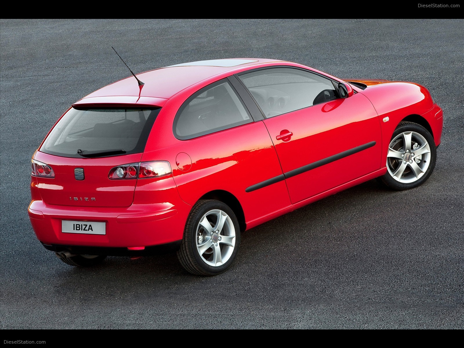 IBIZA SEAT'S SPORTY SUPERMINI CELEBRATES 25 YEARS