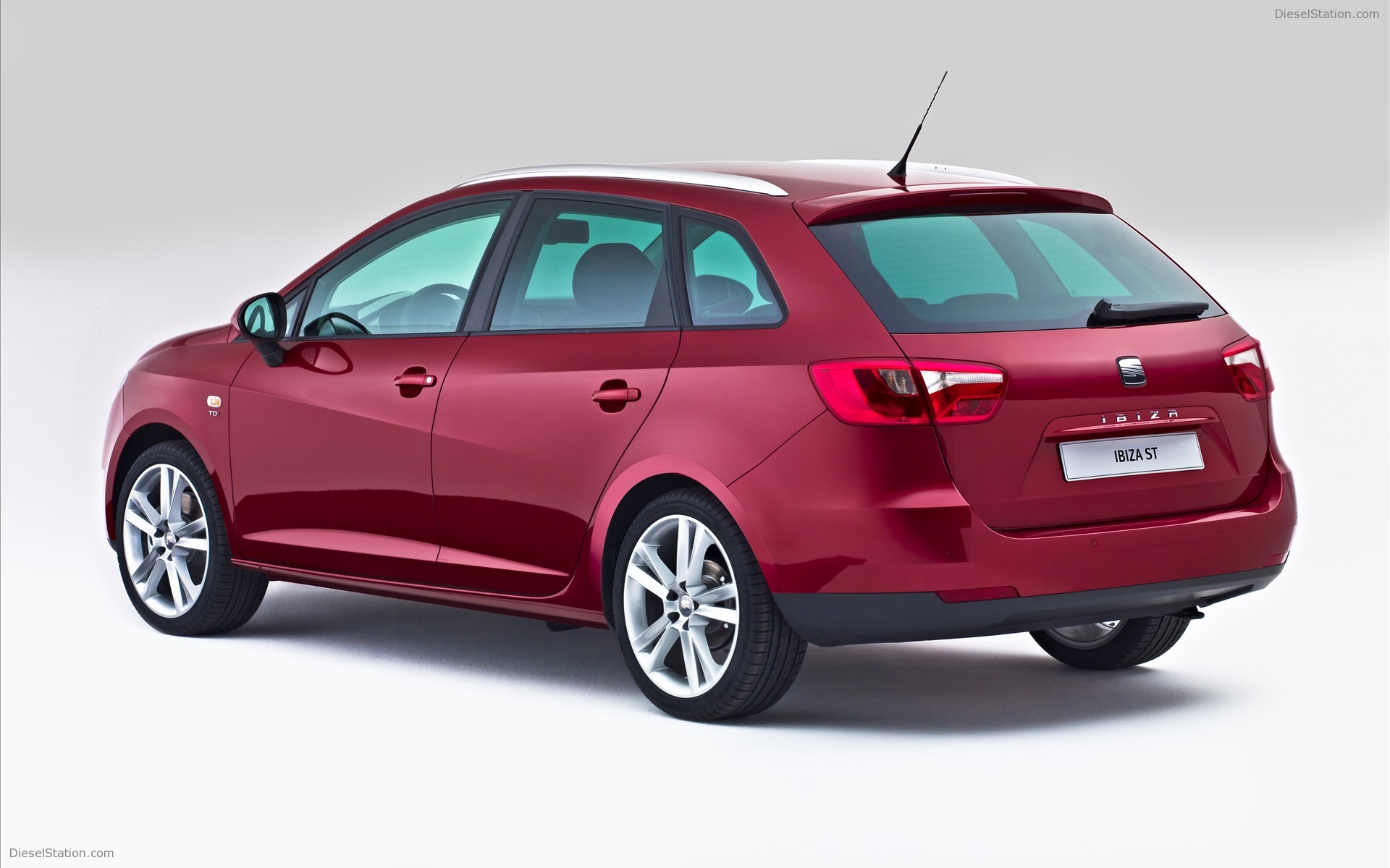 Seat Ibiza ST 2011